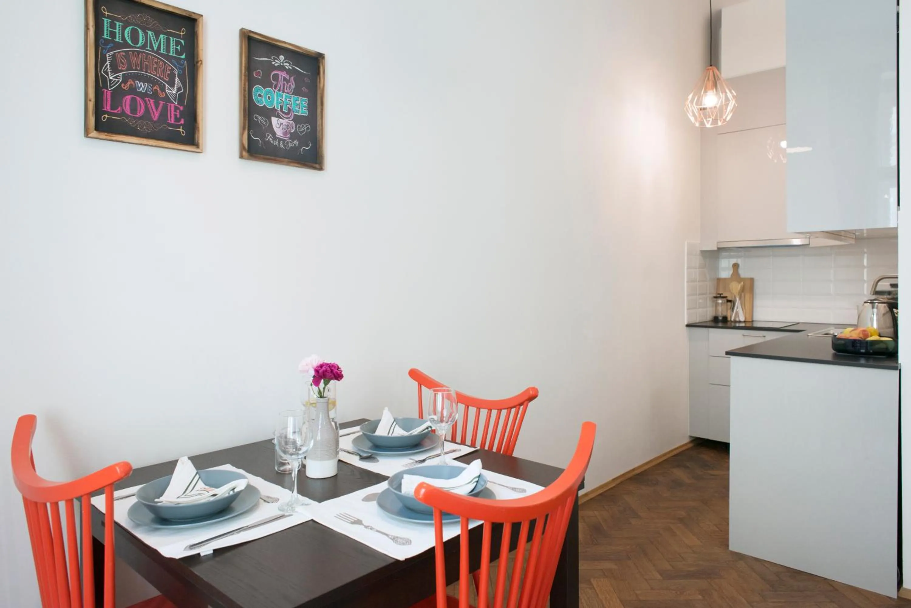 Photo of the whole room in Kent Ridge Loft (Lublanska)