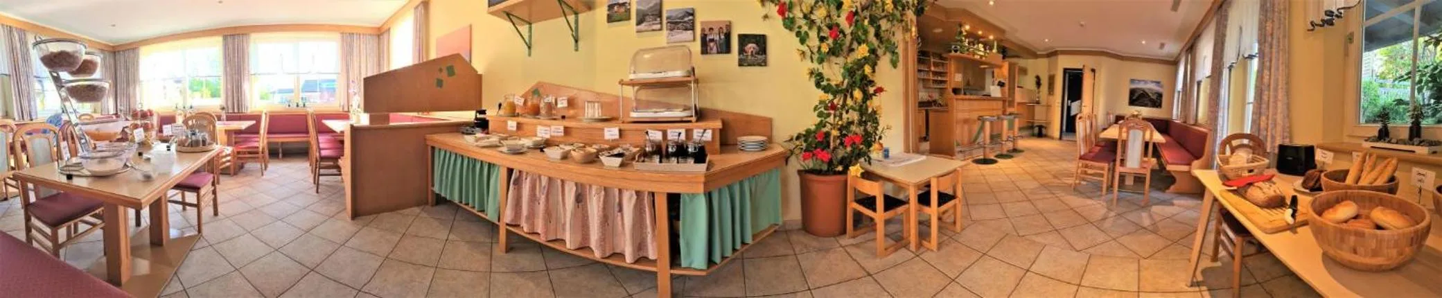 Breakfast in Apparthotel Bliem