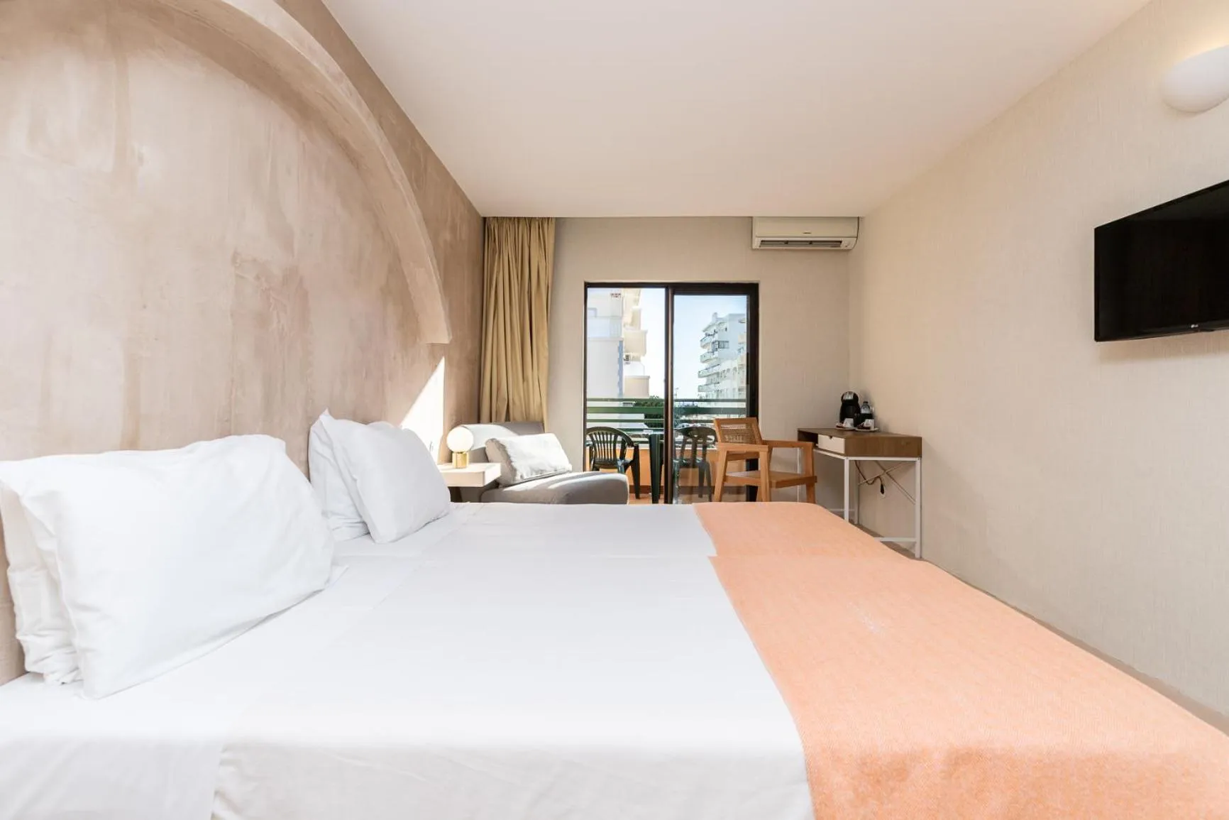 Bedroom, Bed in Casablanca Unique Hotel