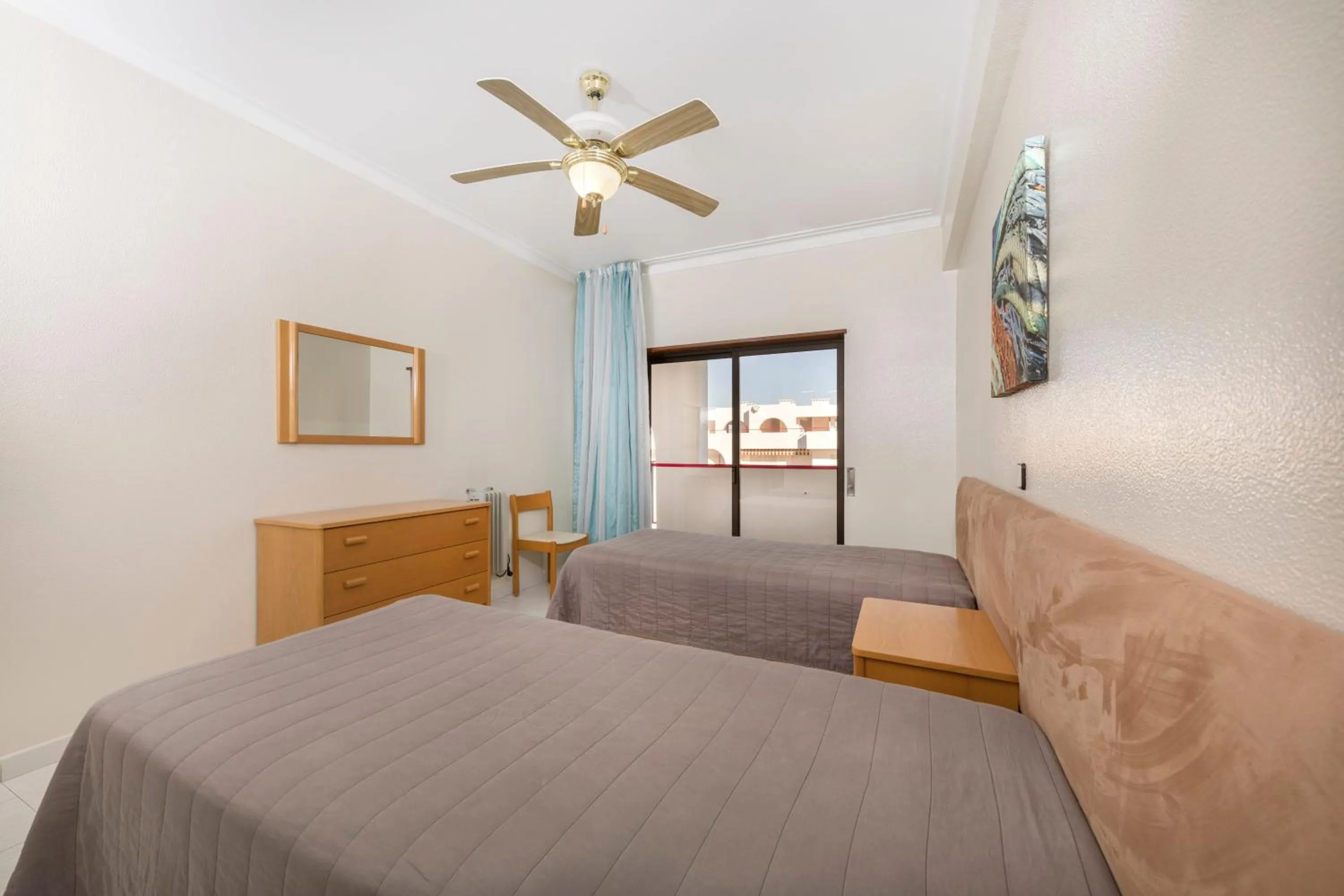 Photo of the whole room, Bed in Ukino Terrace Algarve Concept