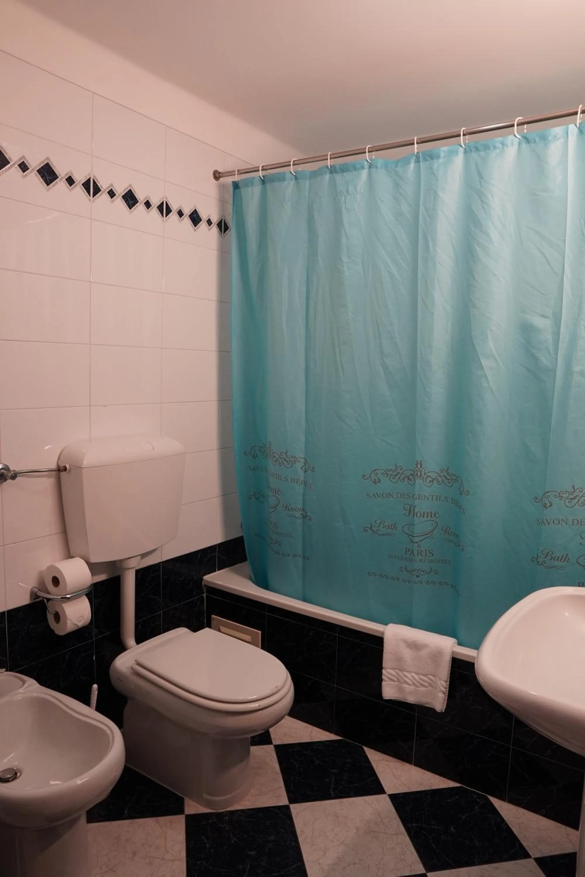 Bathroom in Ukino Terrace Algarve Concept