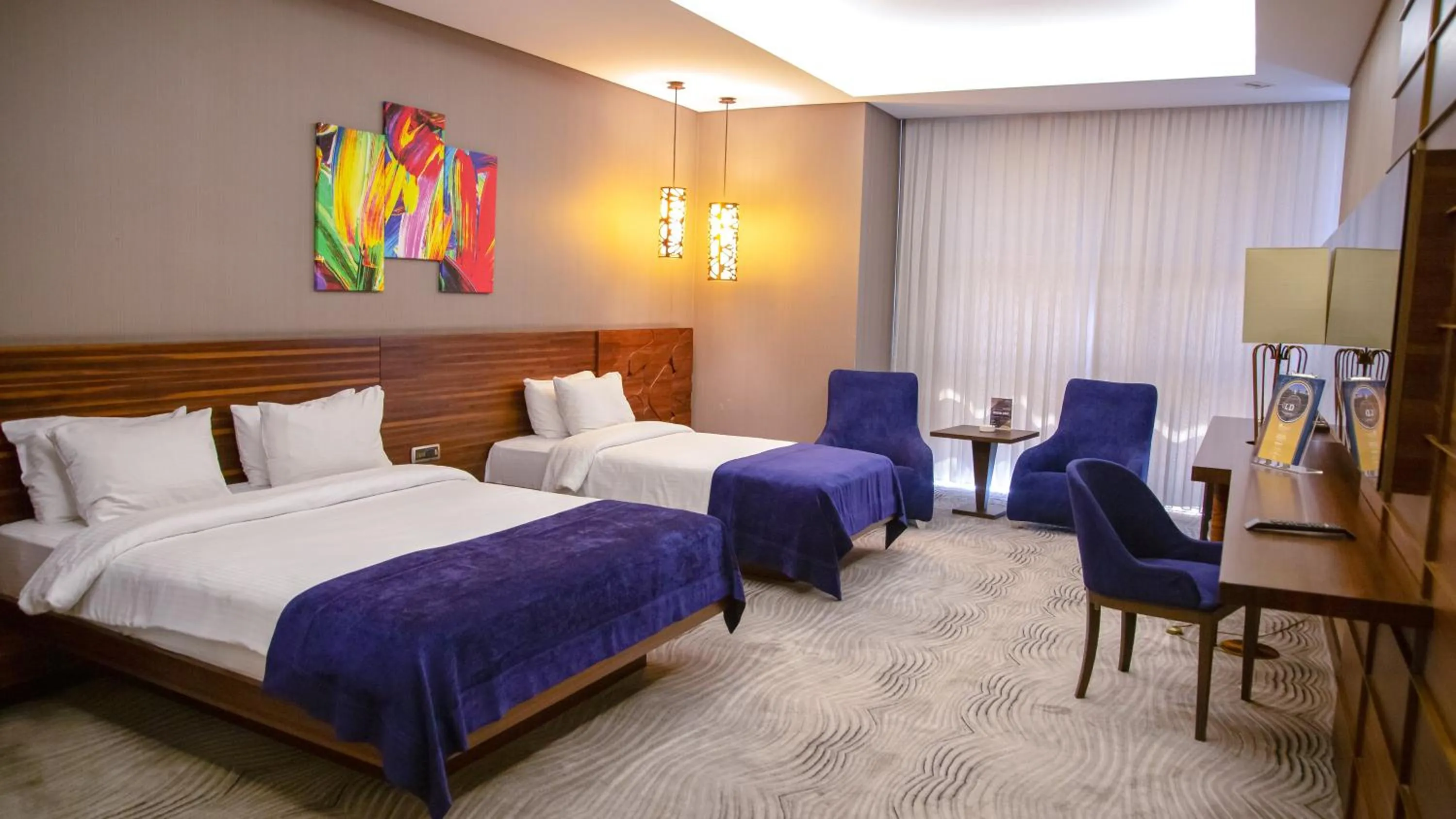 Photo of the whole room, Bed in Gold Majesty Hotel