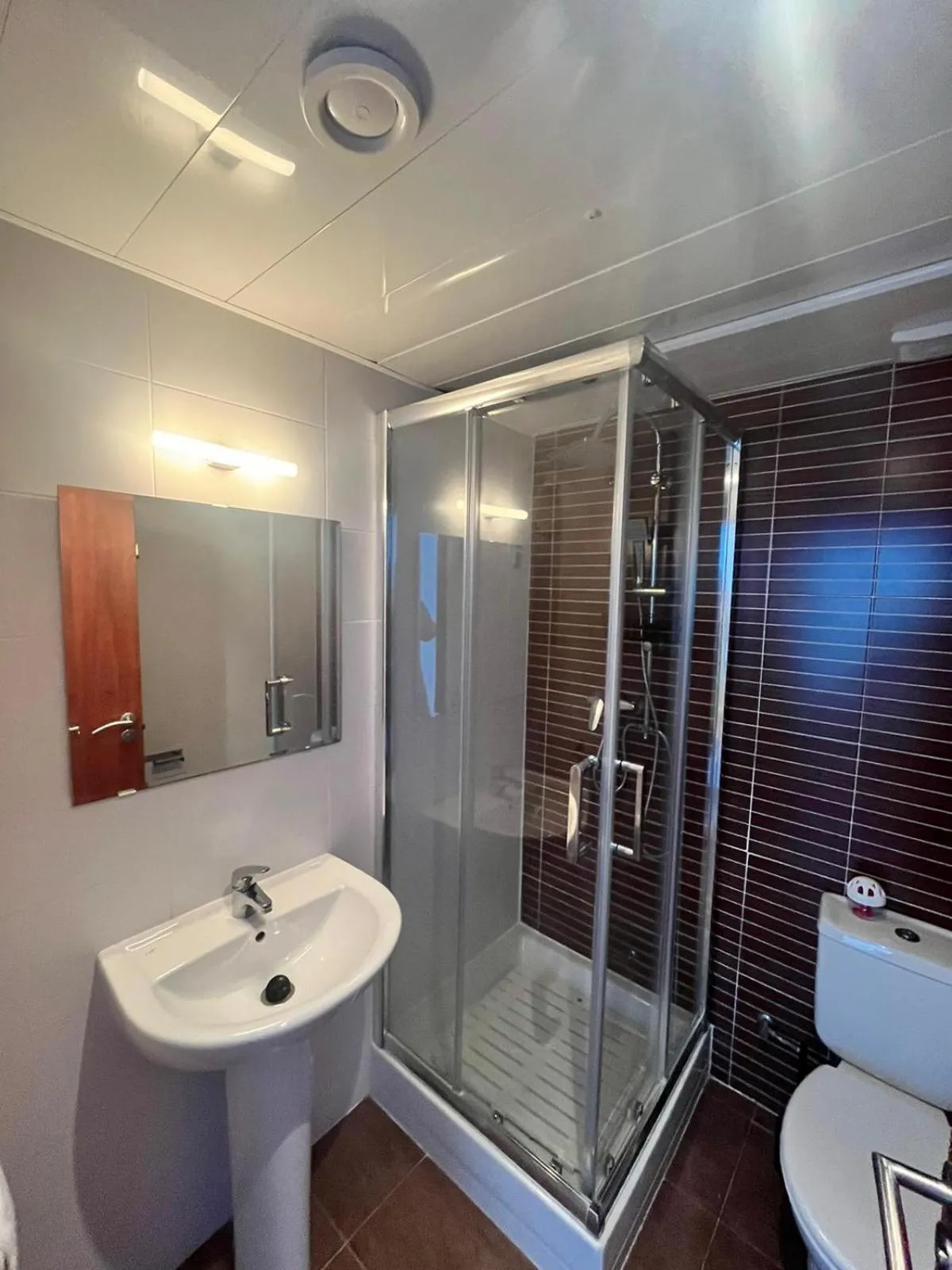 Bathroom in Palamós Apartamentos