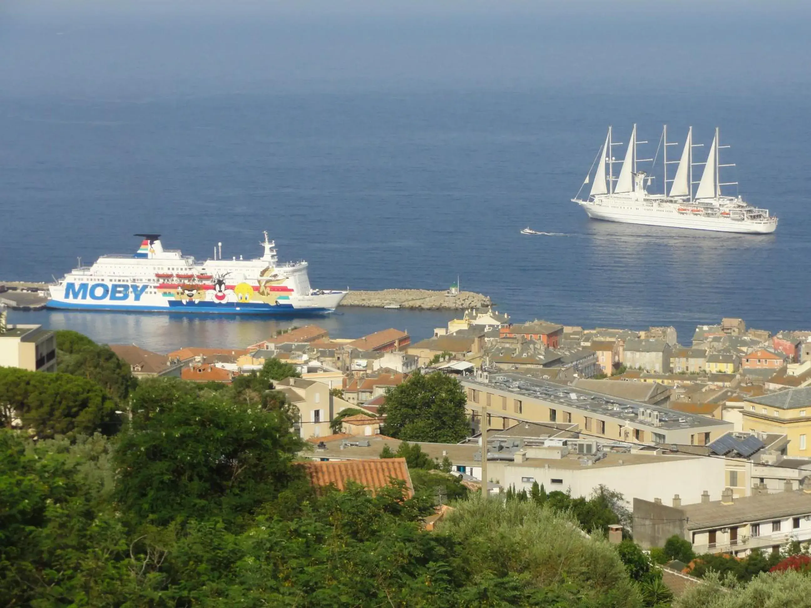 Double Room with Garden View in Chambre Élégante Lisa Double Room with Garden View in Chambre Élégante Lisa