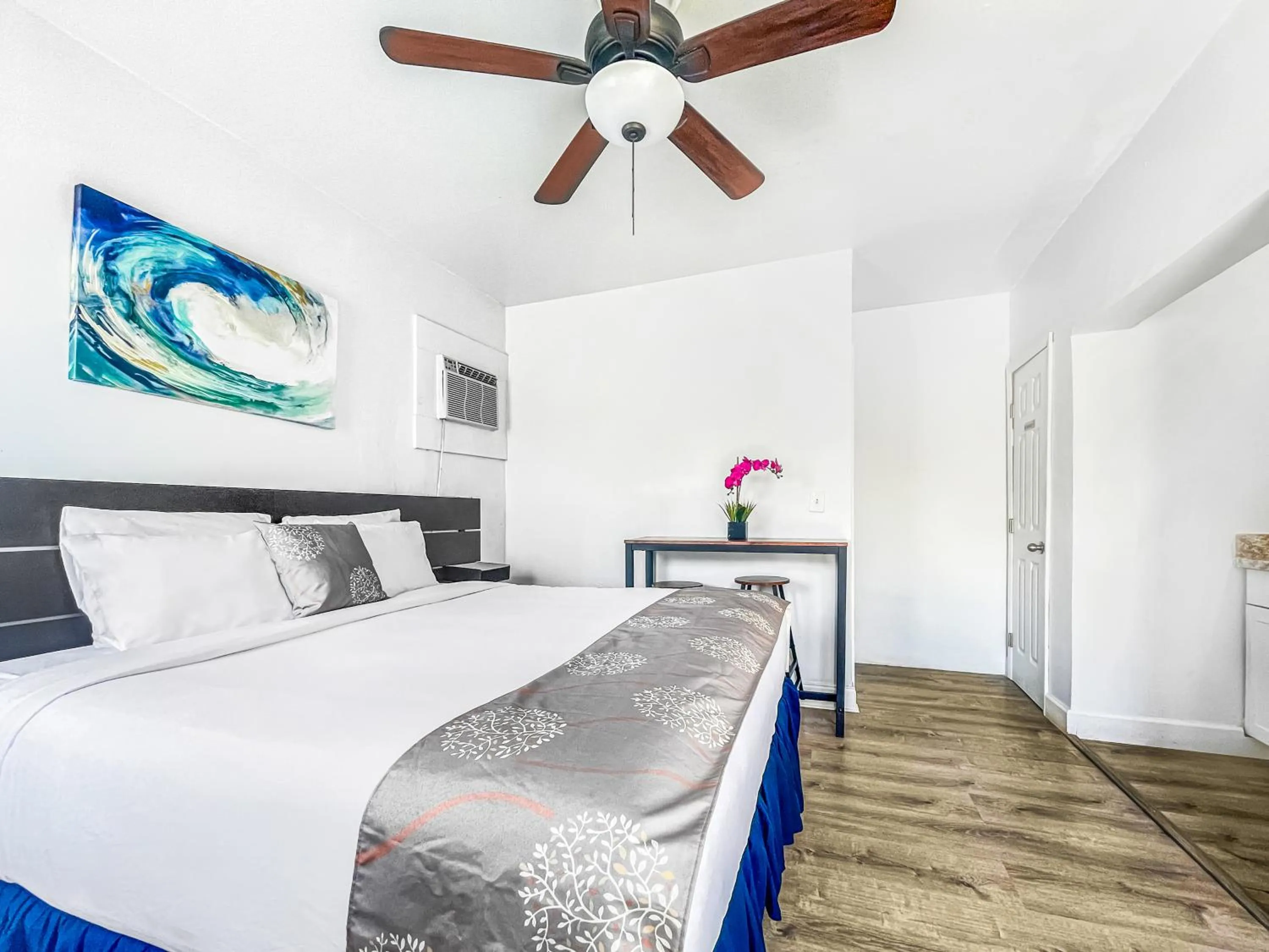 Bedroom, Bed in Paradise Oceanfront by HBH