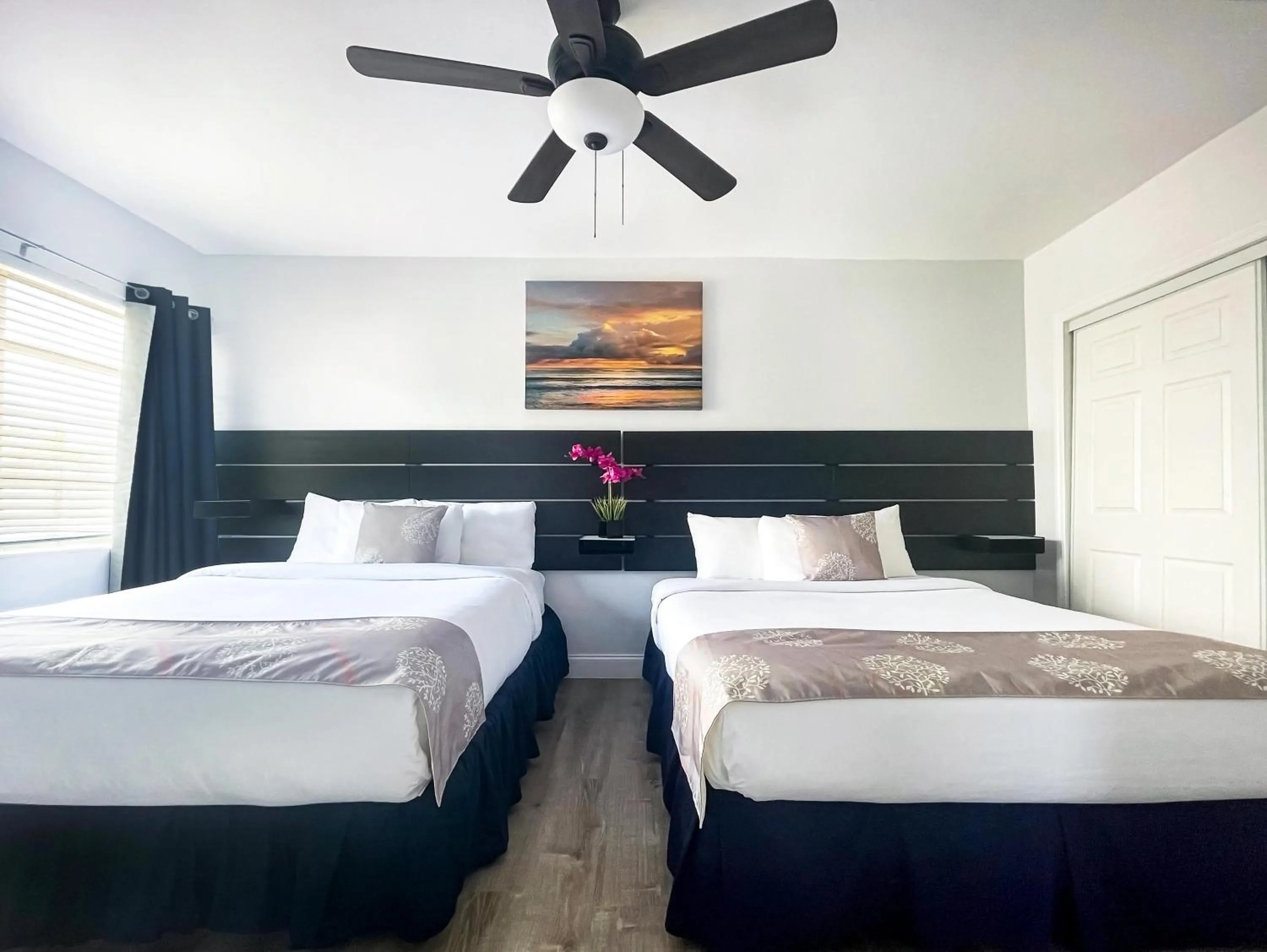 Bed in Paradise Oceanfront by HBH