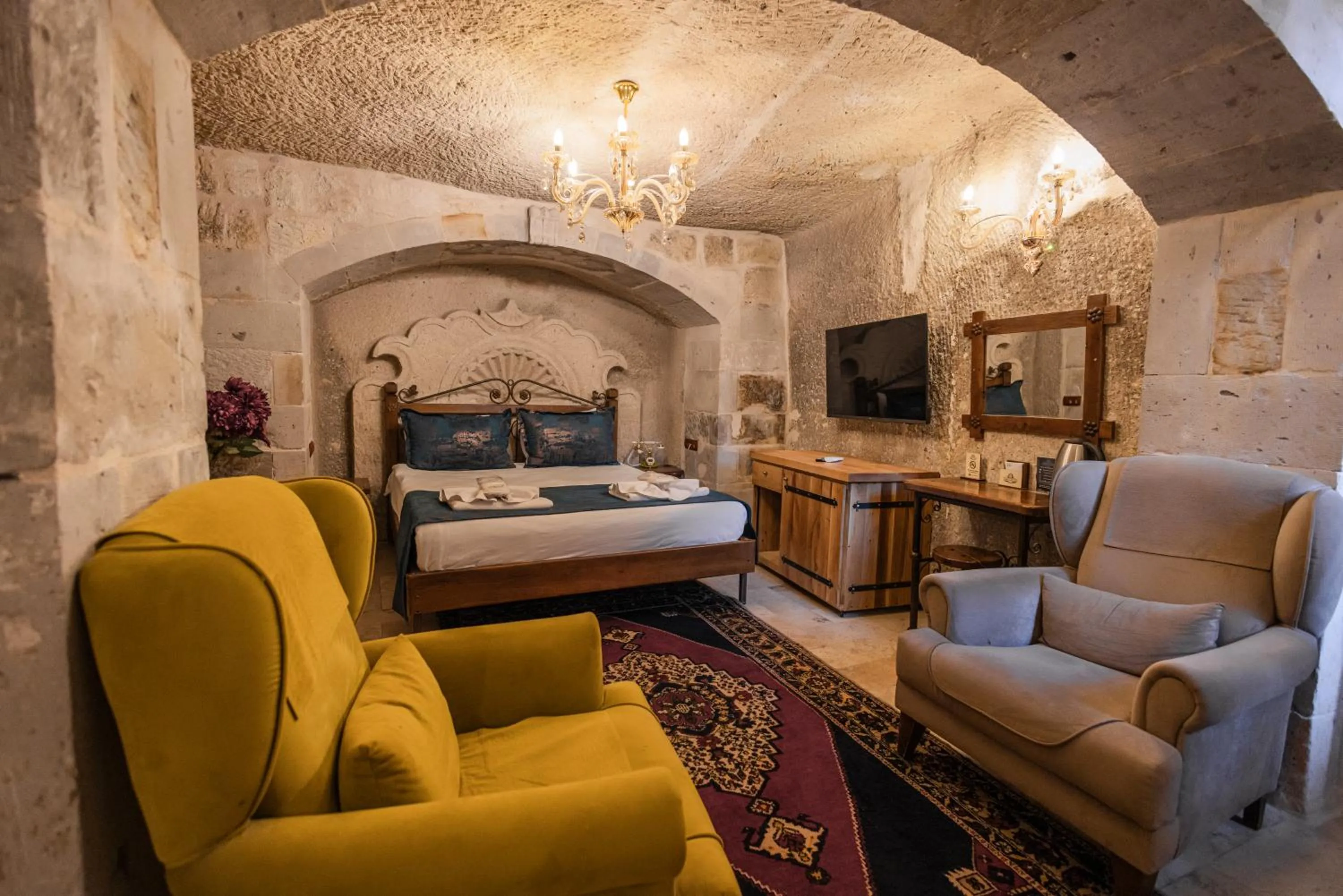 Photo of the whole room in Göreme Cave Suites