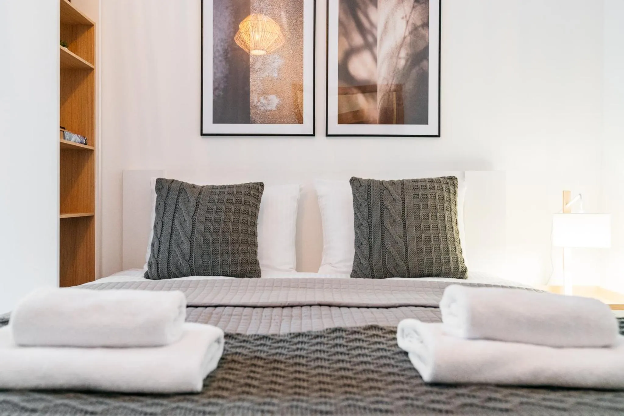 Bedroom in Downtown Apartment - LoftAffair