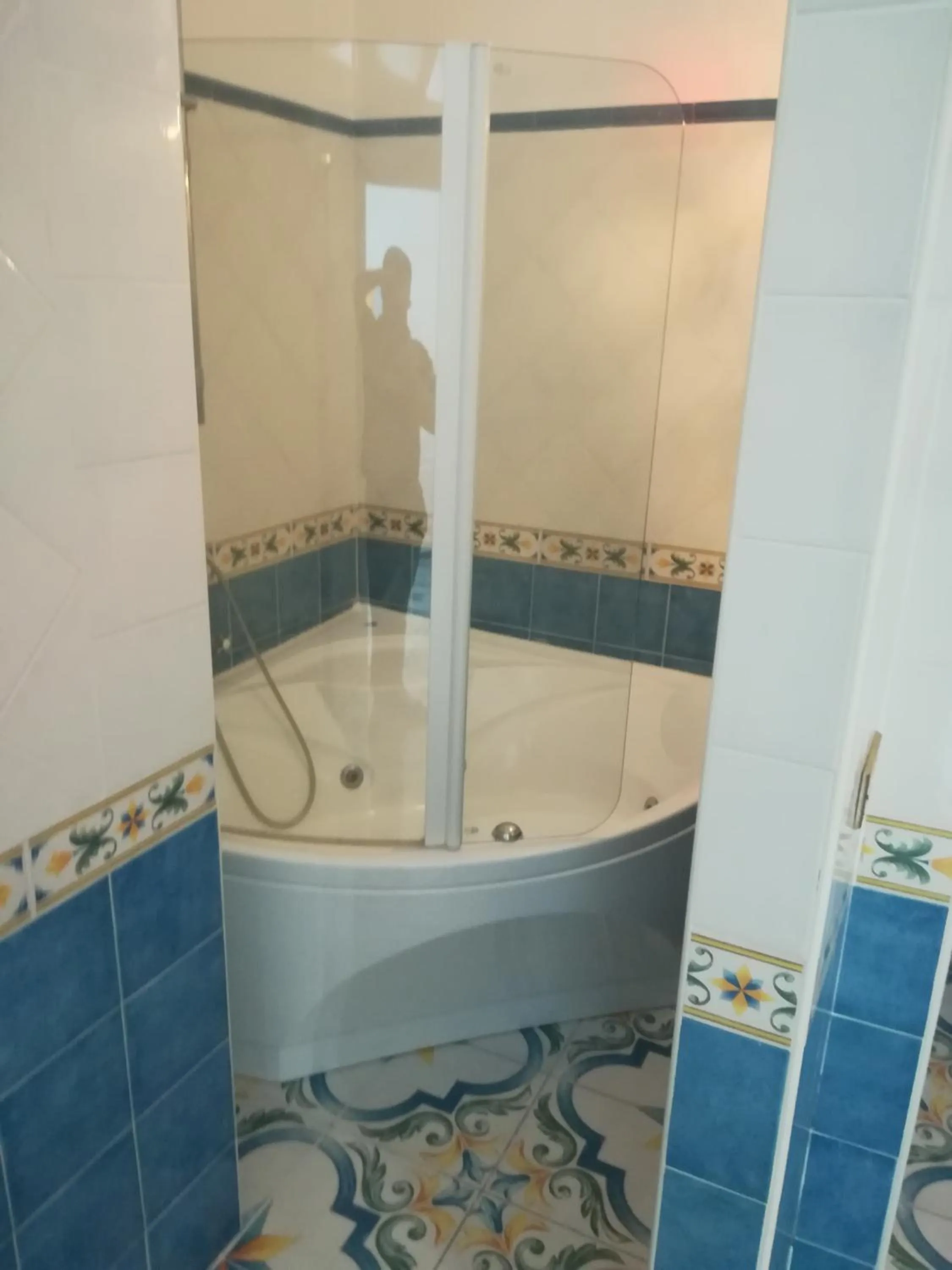 Bathroom in SuiteNapoliSantaLucia