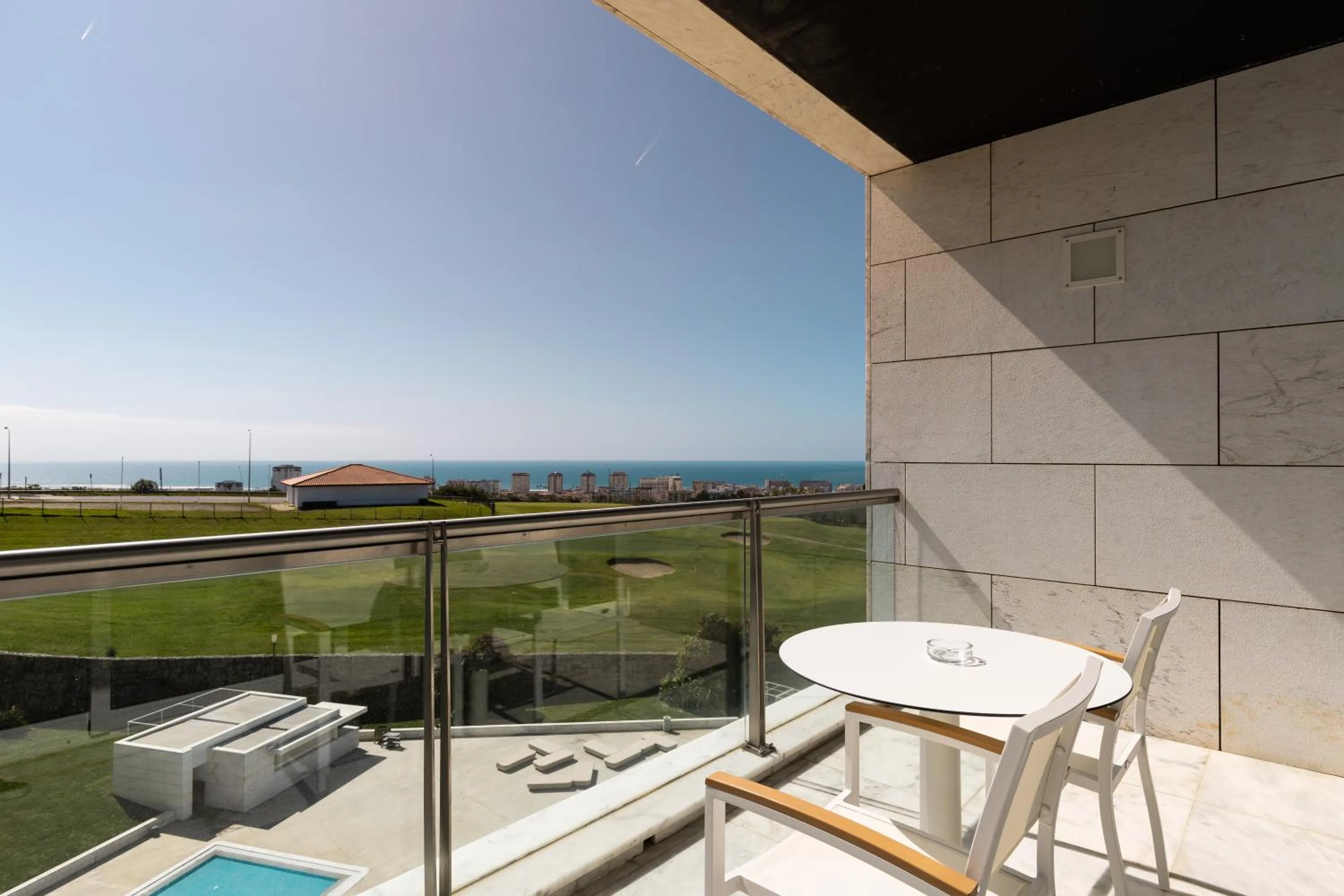 Natural landscape in Crowne Plaza - Caparica Lisbon