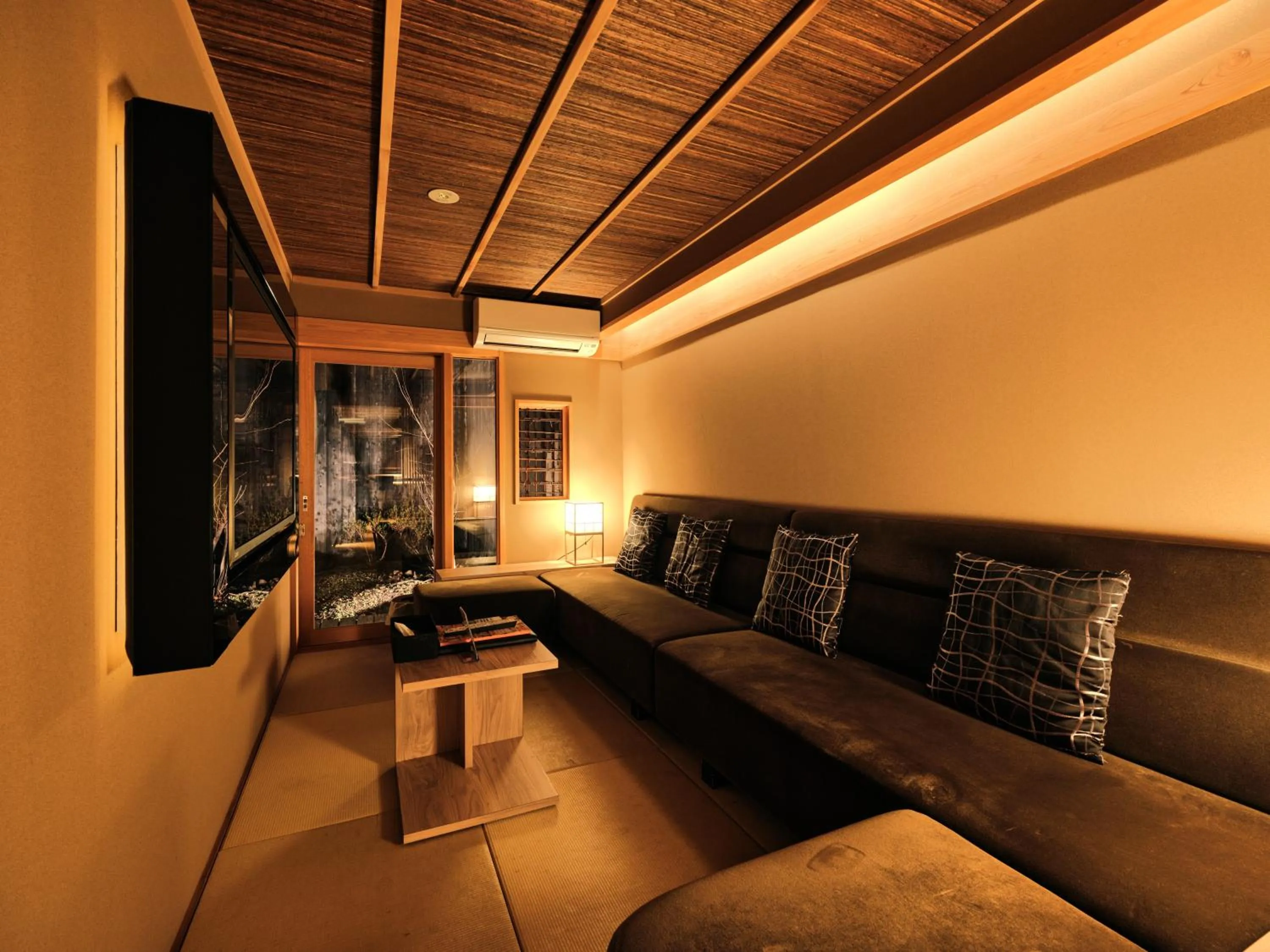 Living room in Tsumugi Sanjusangendo