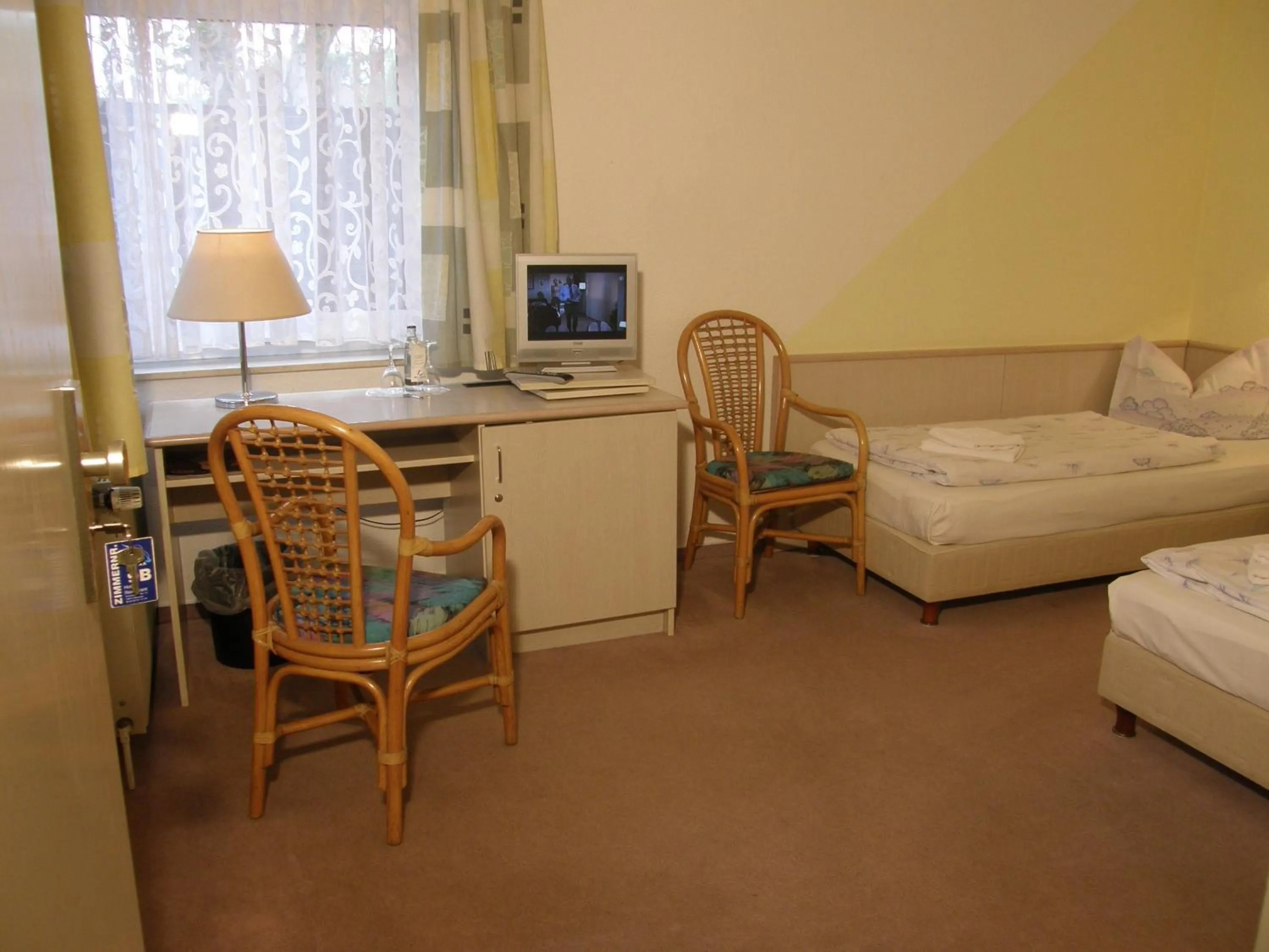 Bedroom, Bed in KA&KA Hotel Garni