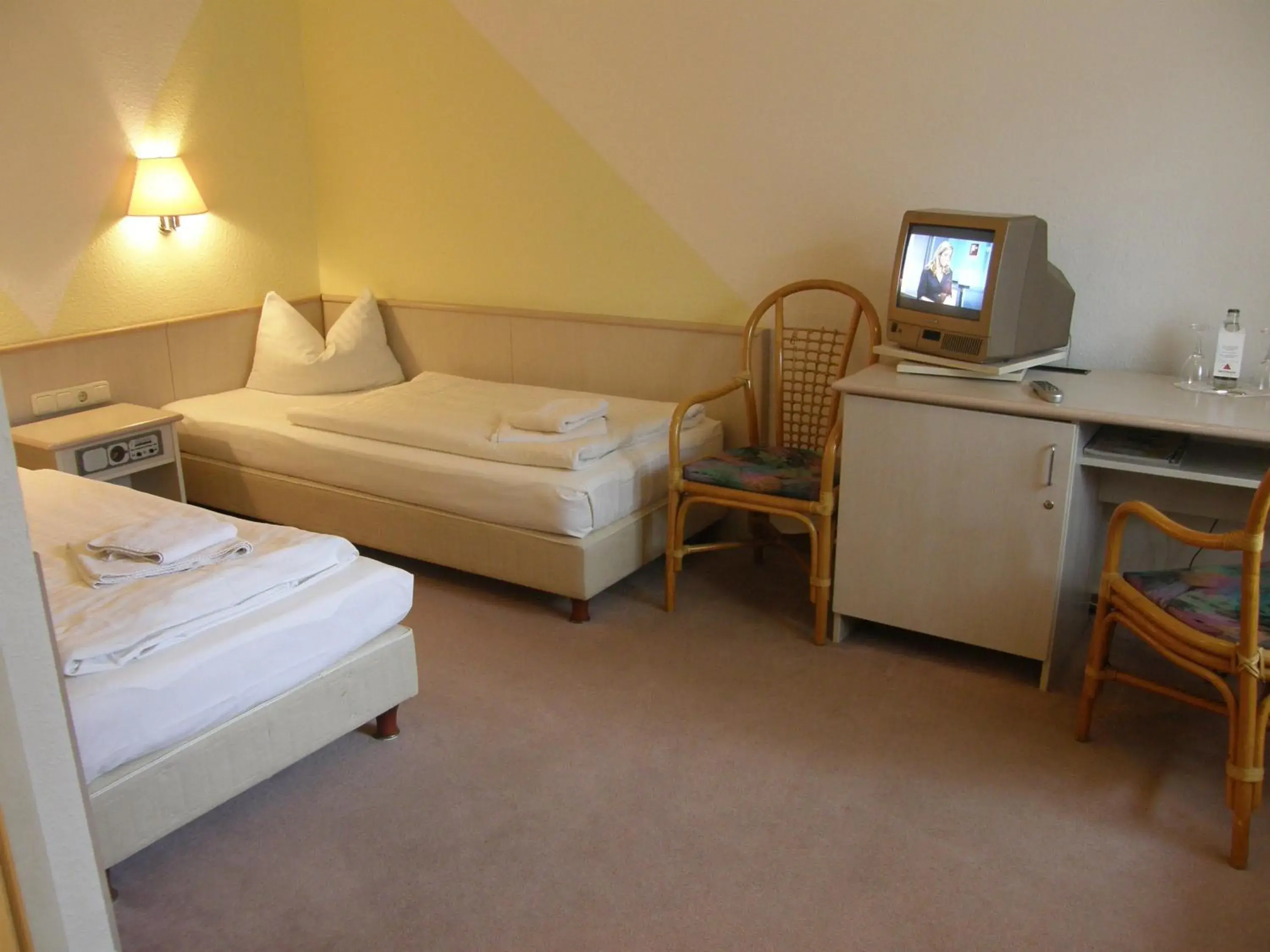 Twin Room in KA&KA Hotel Garni Twin Room in KA&KA Hotel Garni