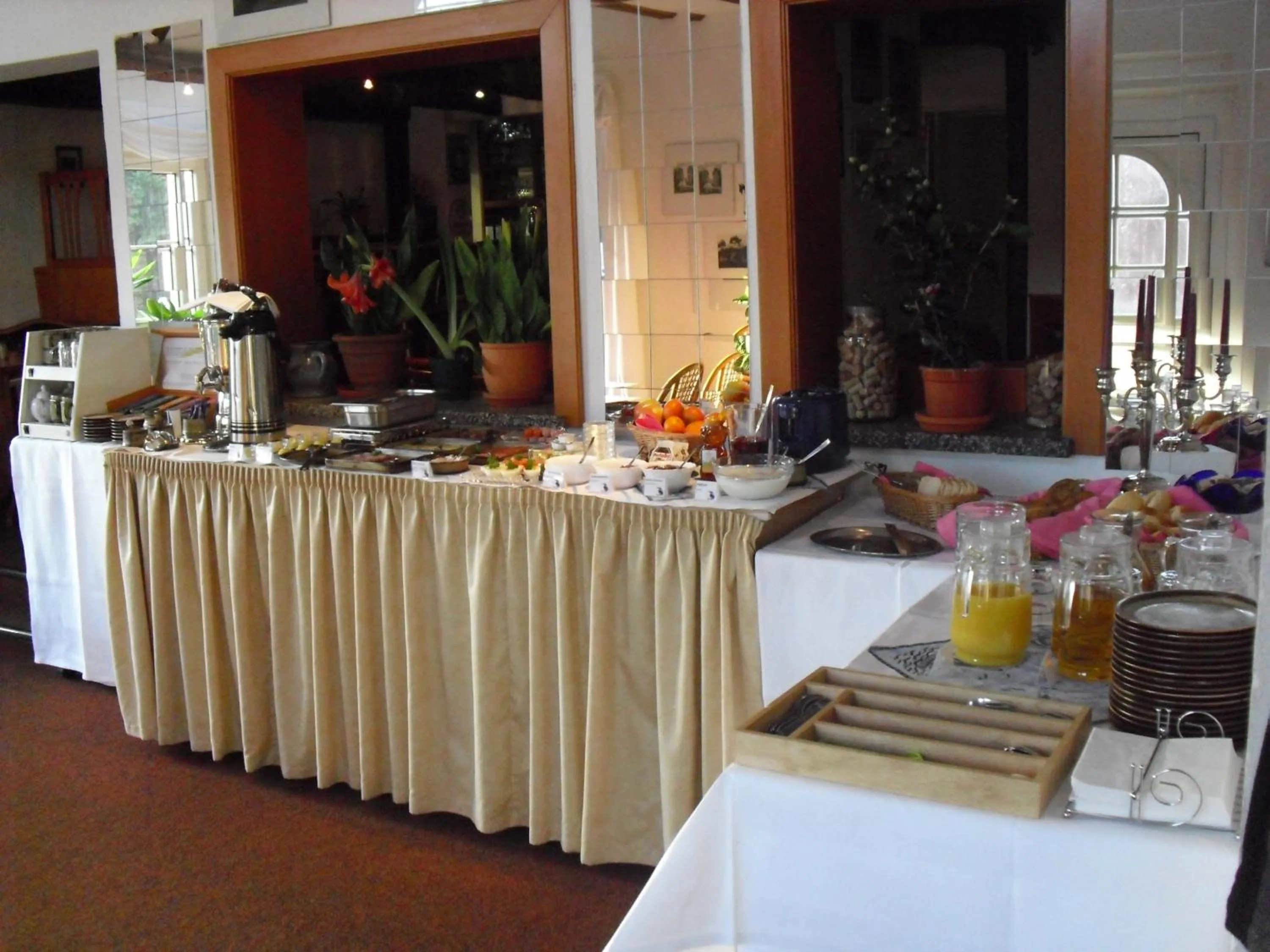 Food in KA&KA Hotel Garni