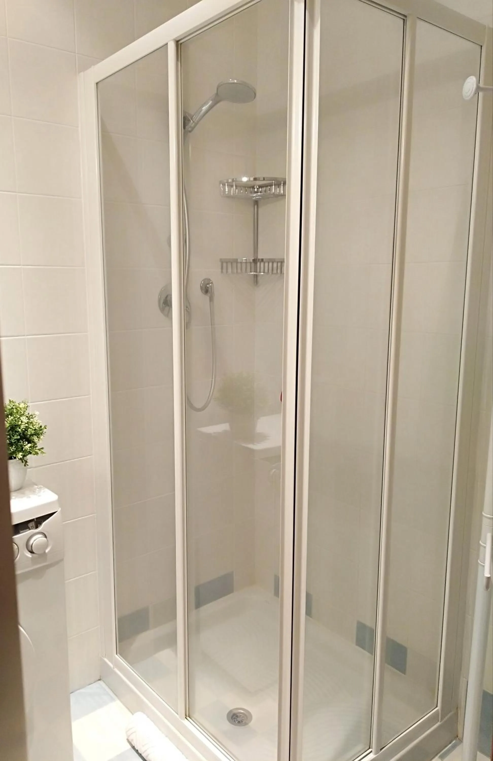 Shower in Sunset View Treviso Apartment