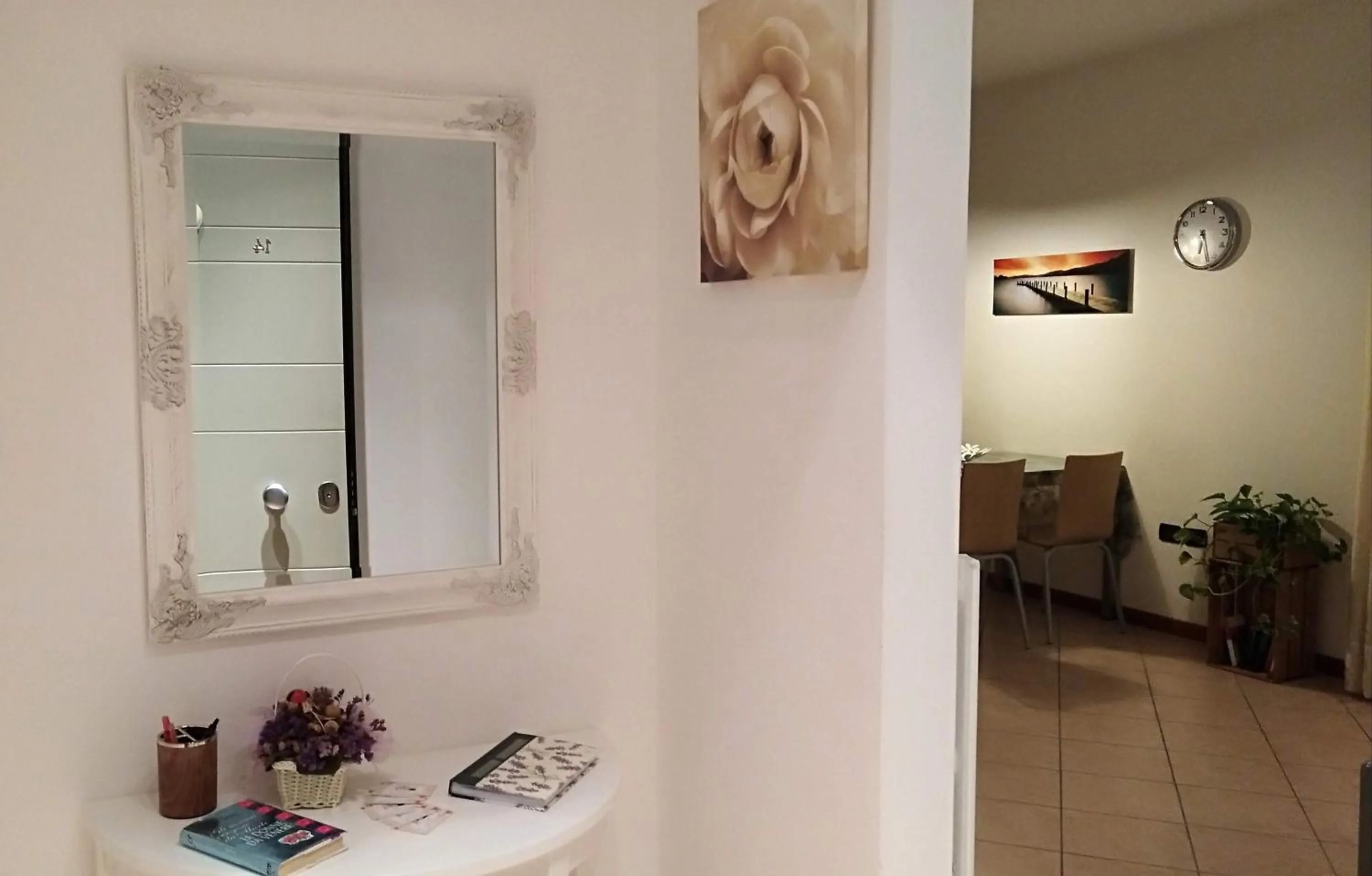 Decorative detail in Sunset View Treviso Apartment