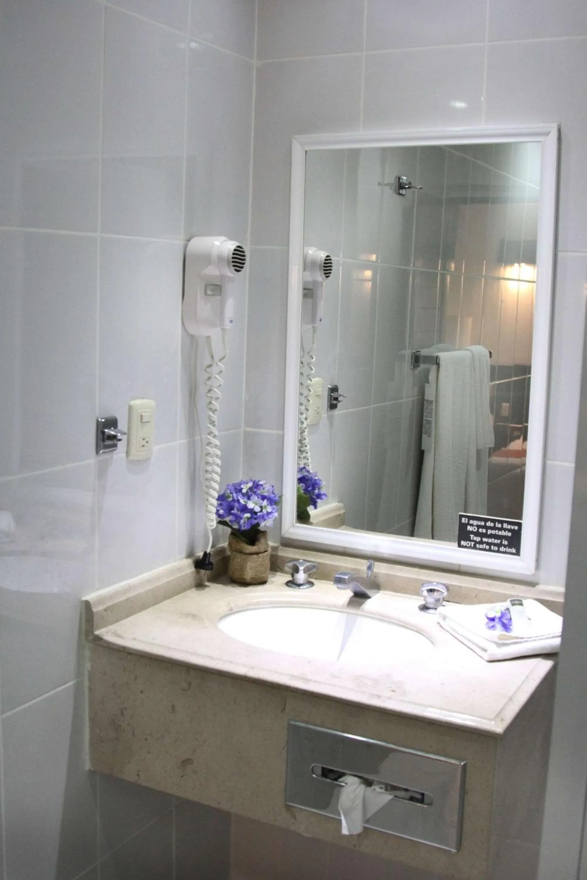 Bathroom in Hotel Poza Rica Centro