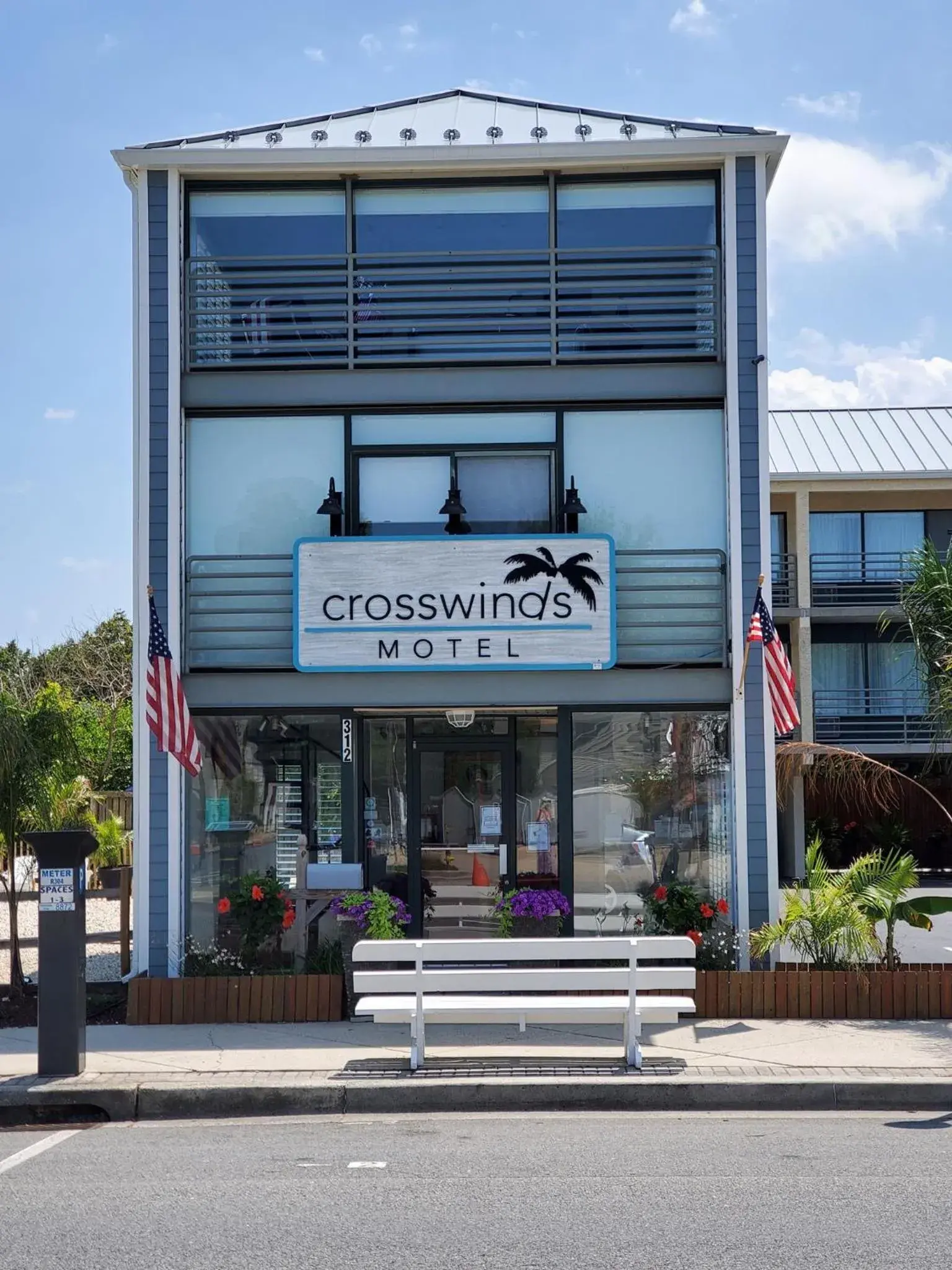Crosswinds Motel Crosswinds Motel