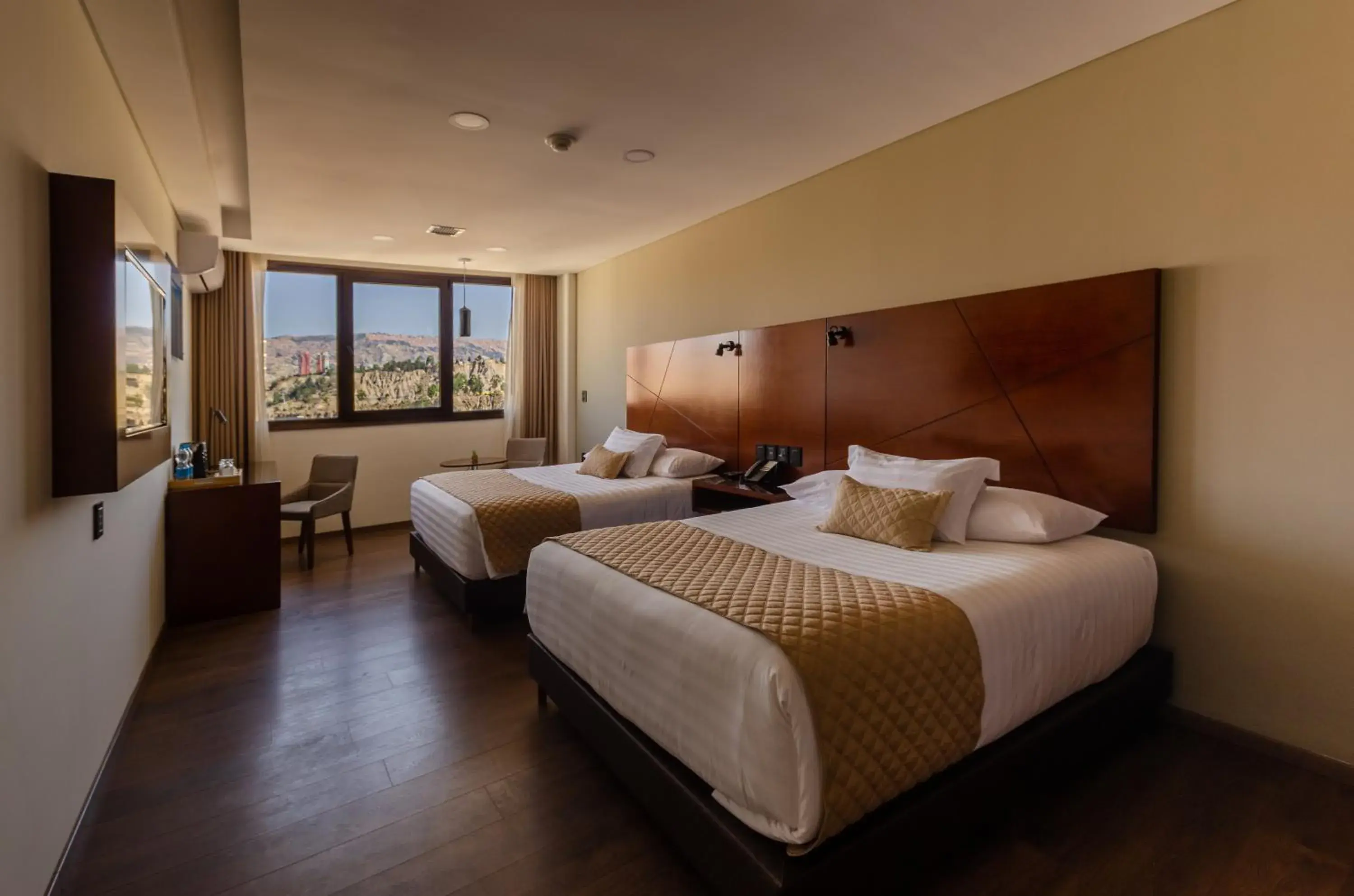 Executive Double Room with Two Double Beds - single occupancy in Hotel Mitru Sur Executive Double Room with Two Double Beds - single occupancy in Hotel Mitru Sur