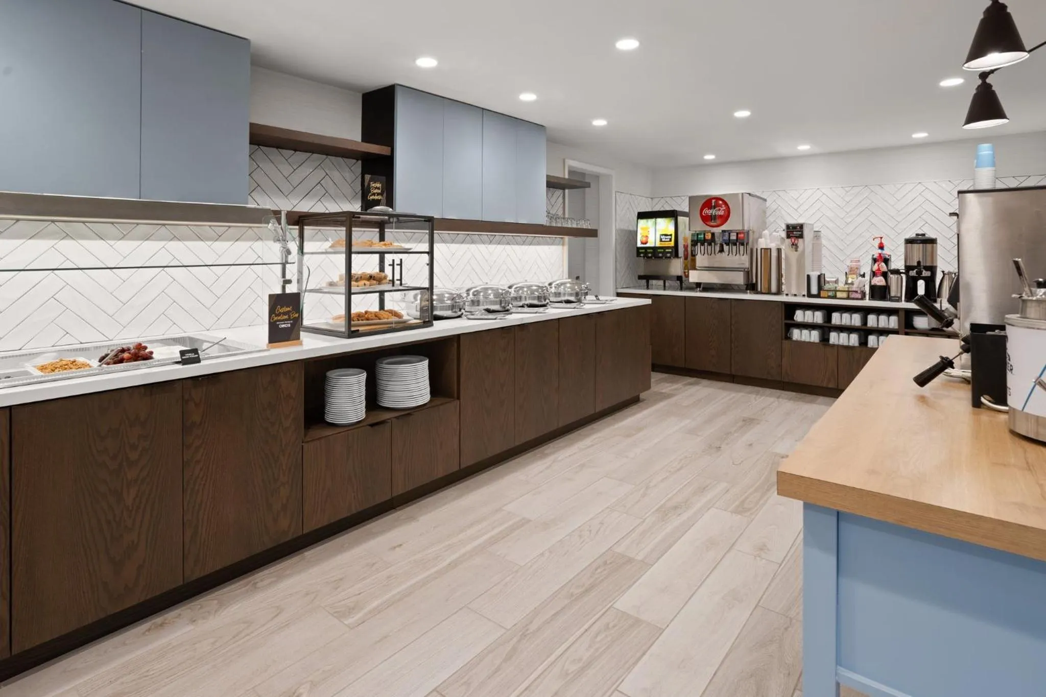 Breakfast in Staybridge Suites Rehoboth Beach by IHG