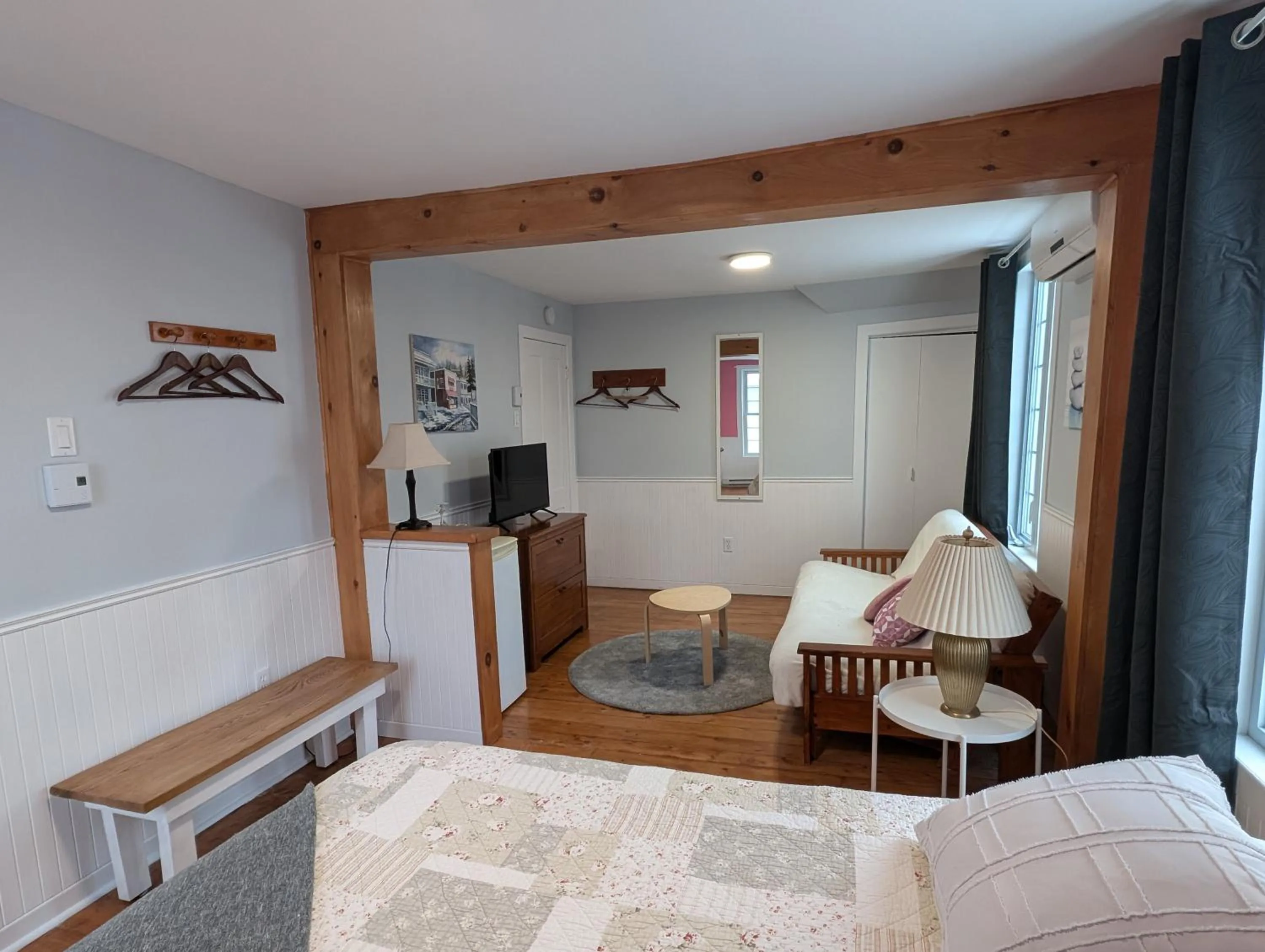 Bed in Au Saut Du Lit