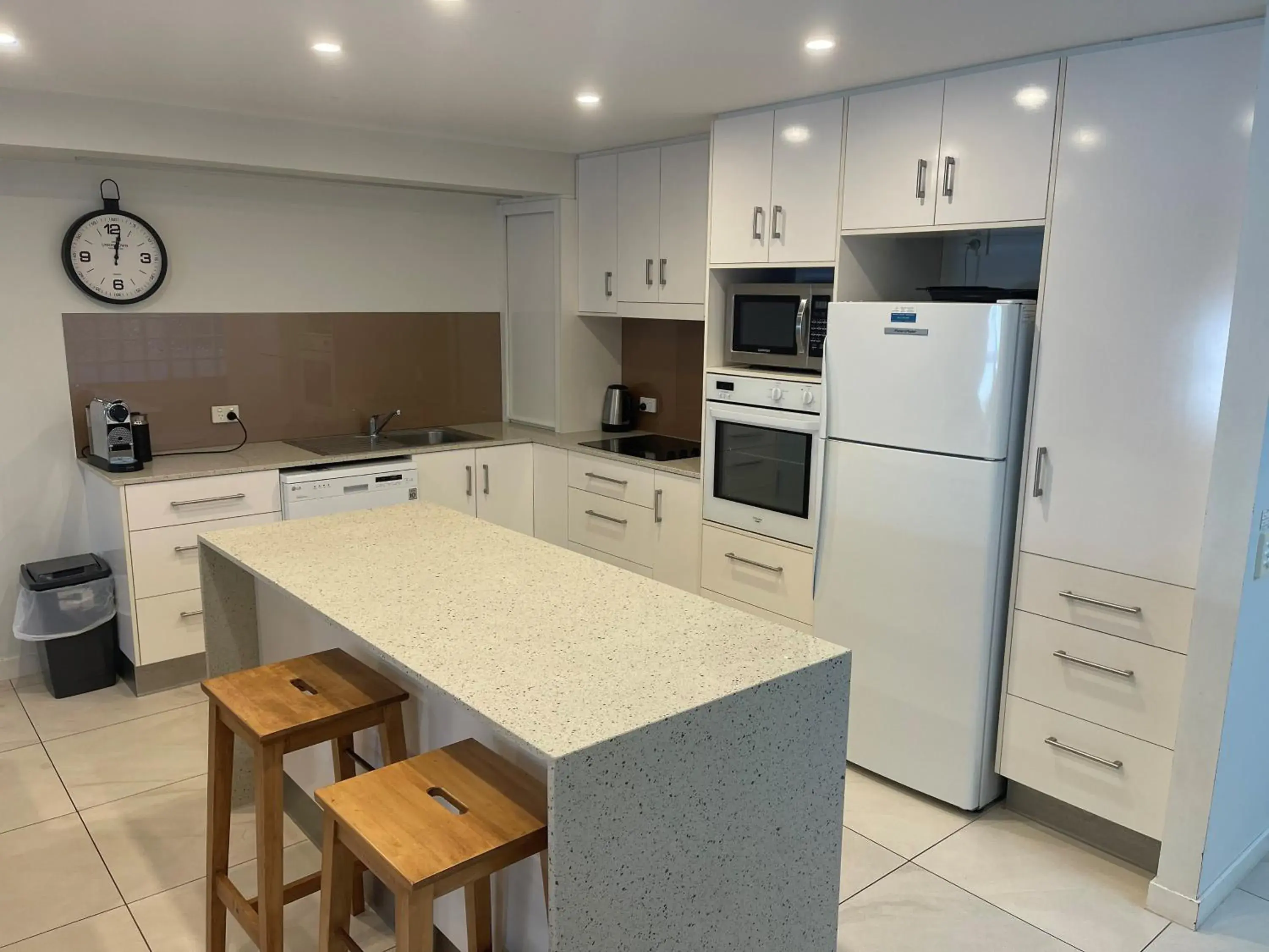 Three-Bedroom Apartment in Camargue Beachfront Apartments Three-Bedroom Apartment in Camargue Beachfront Apartments