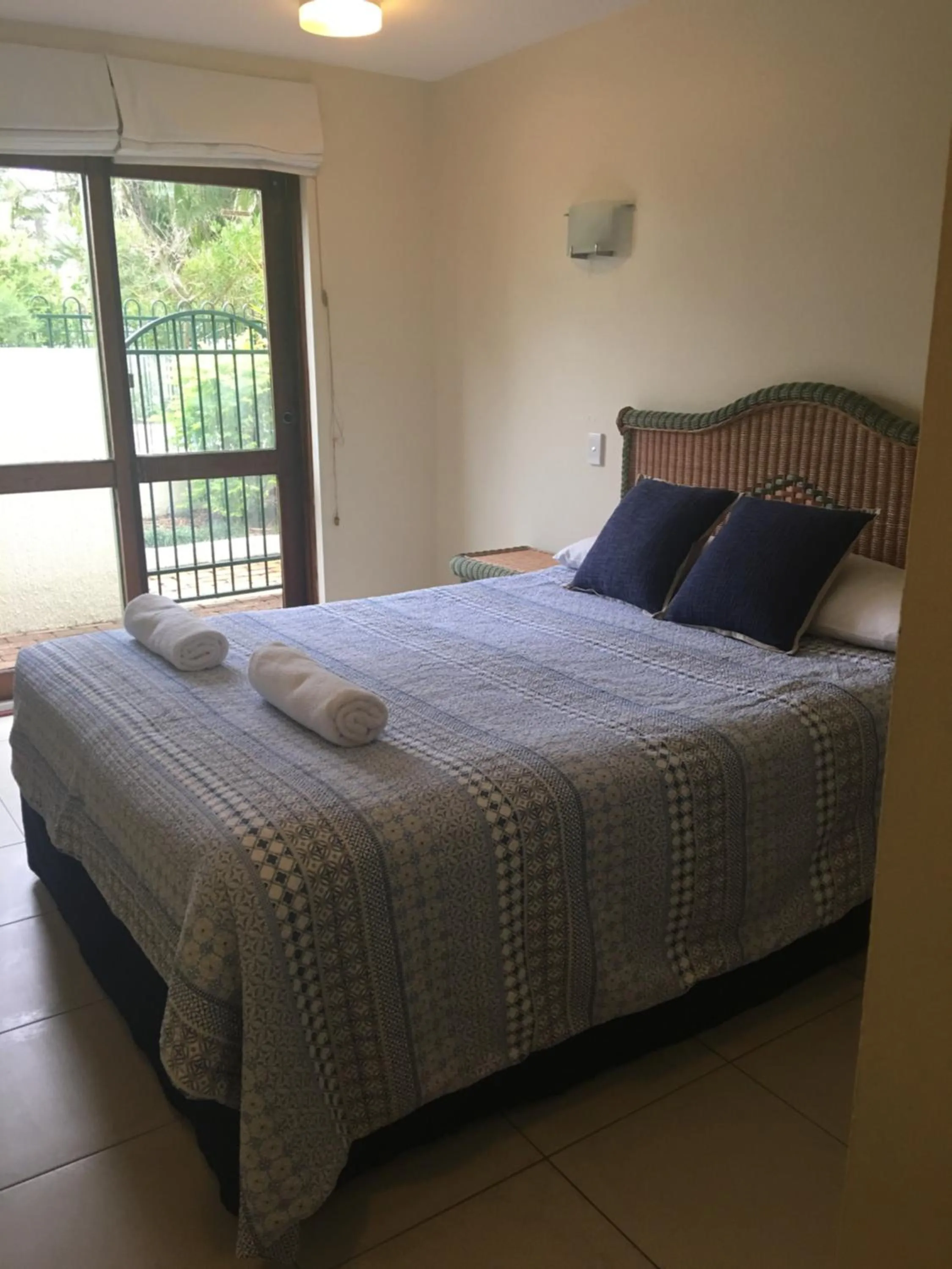 Bed in Camargue Beachfront Apartments