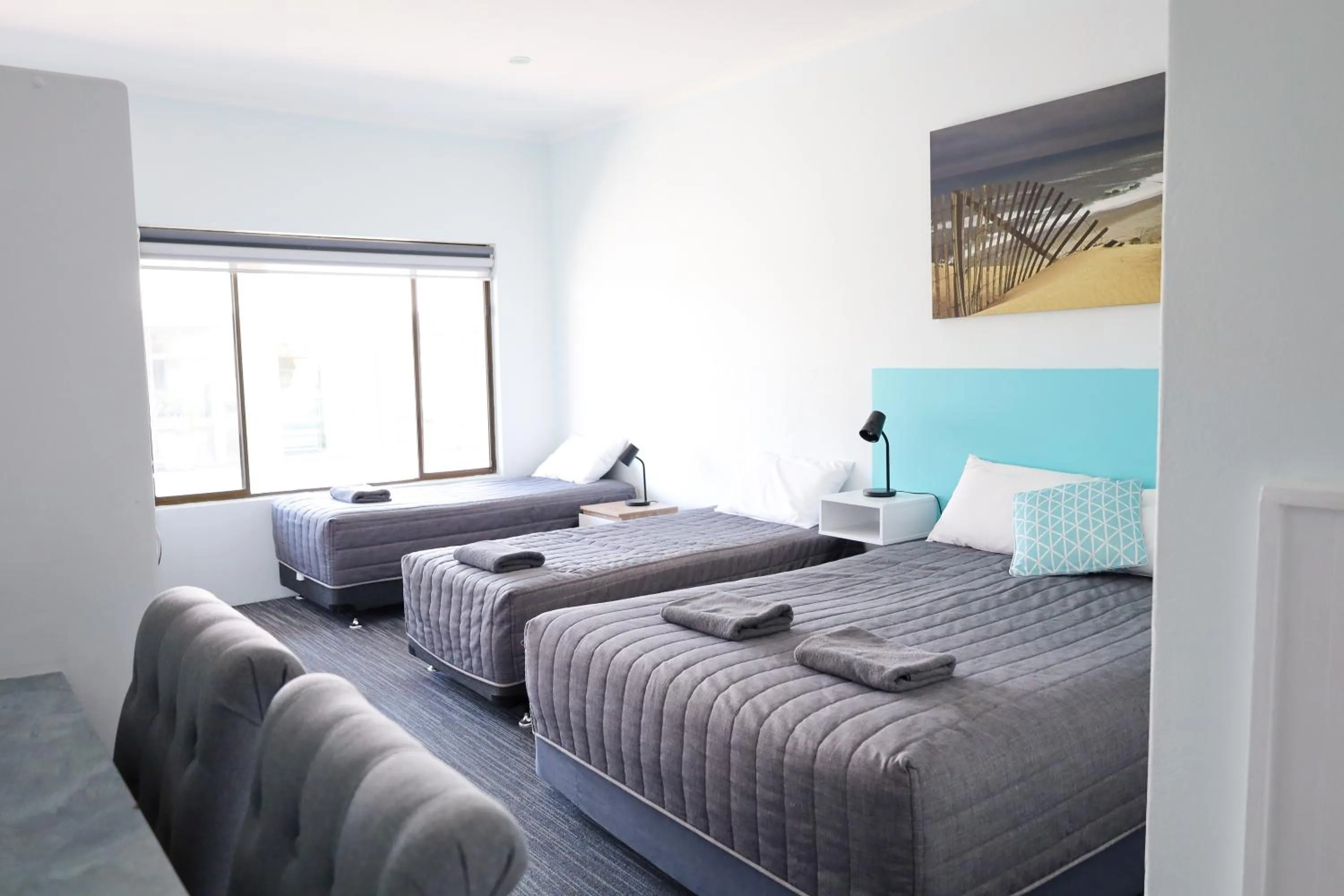 Photo of the whole room, Bed in Robetown Motor Inn & Apartments