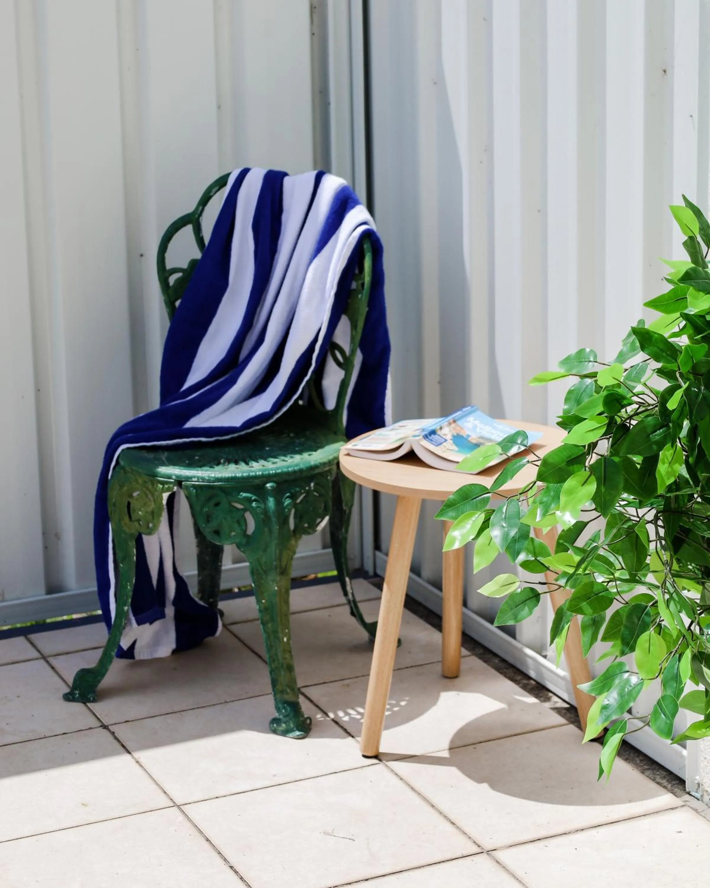 Patio in Robetown Motor Inn & Apartments