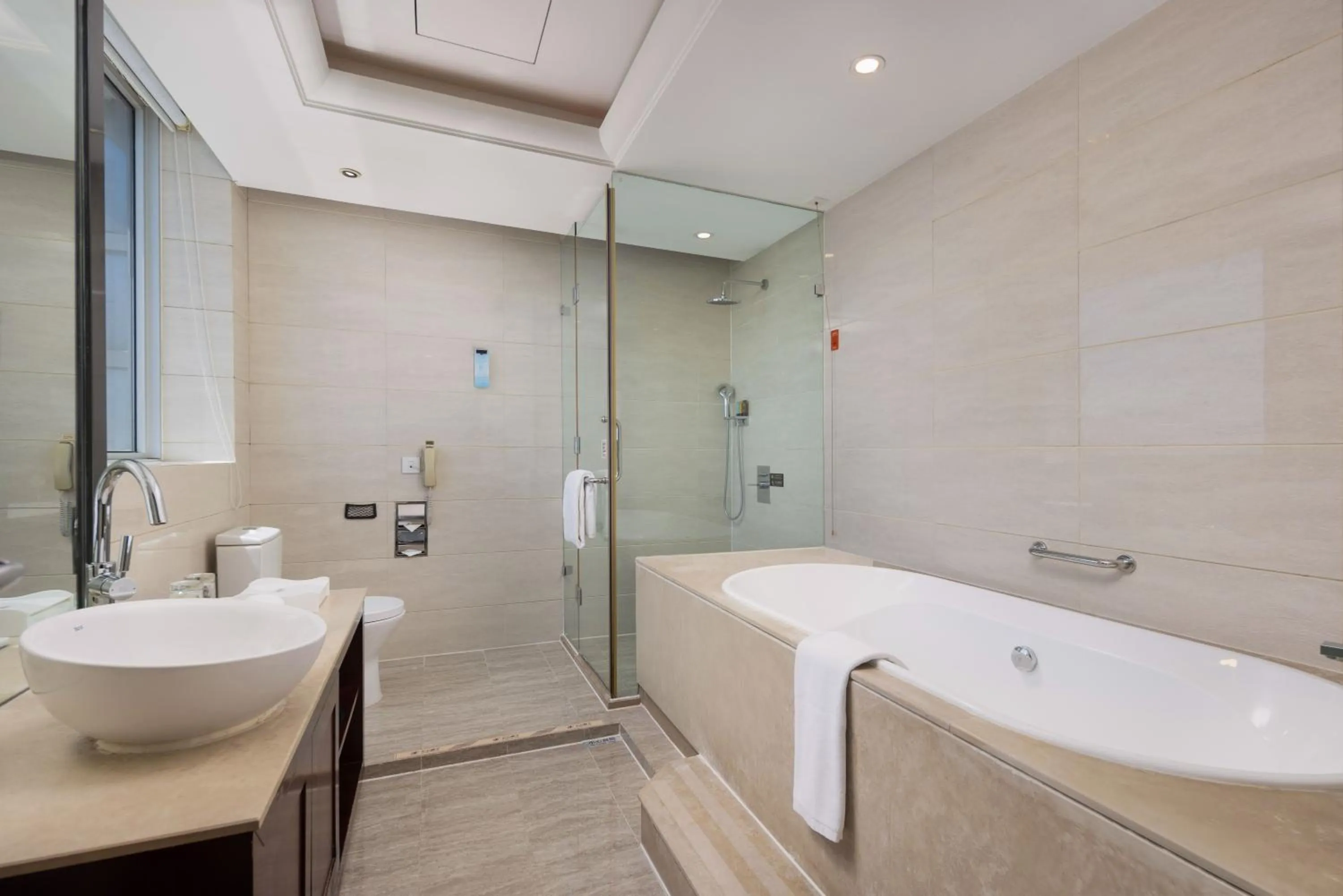 New Century Hotel Qingdao