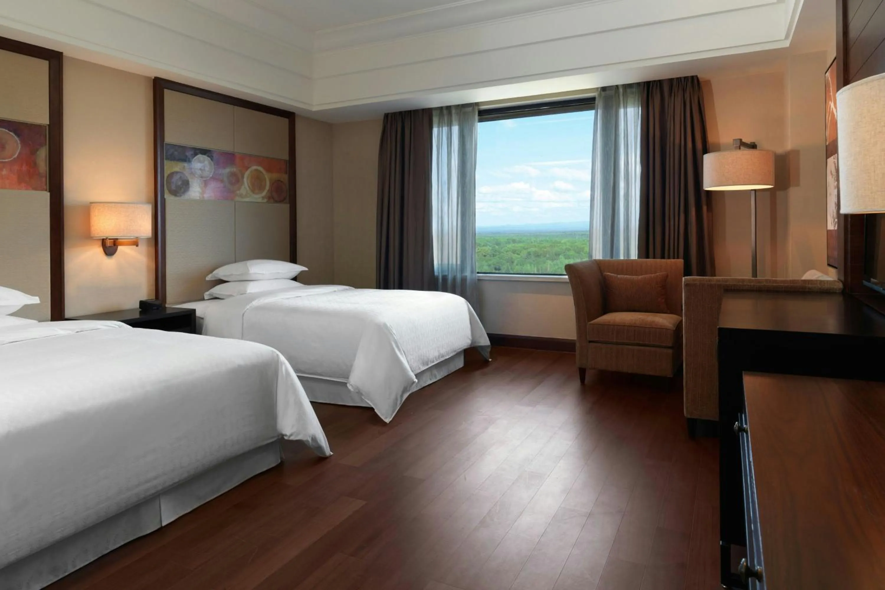 Photo of the whole room, Bed in Sheraton Changbaishan Resort