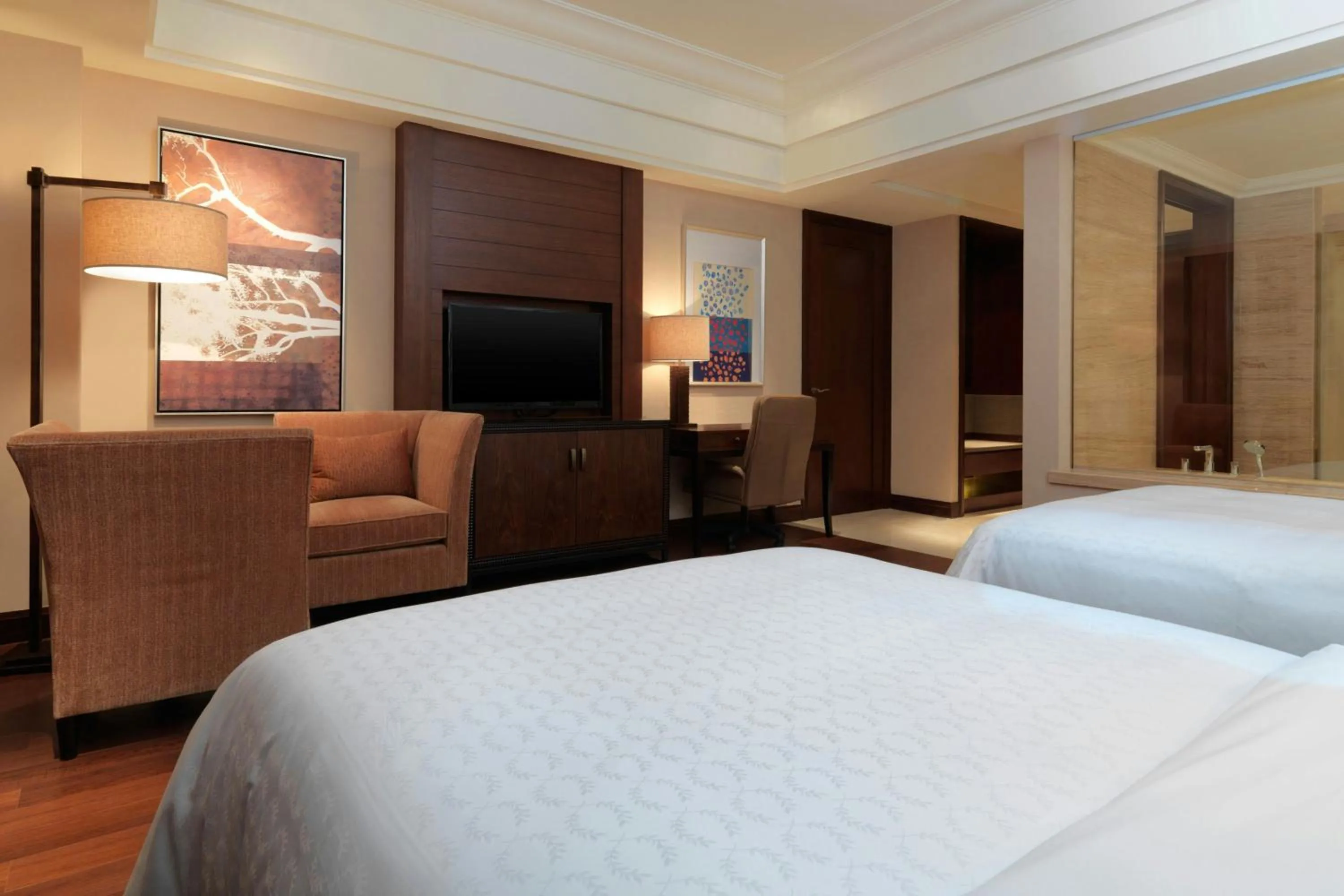 Photo of the whole room, Bed in Sheraton Changbaishan Resort