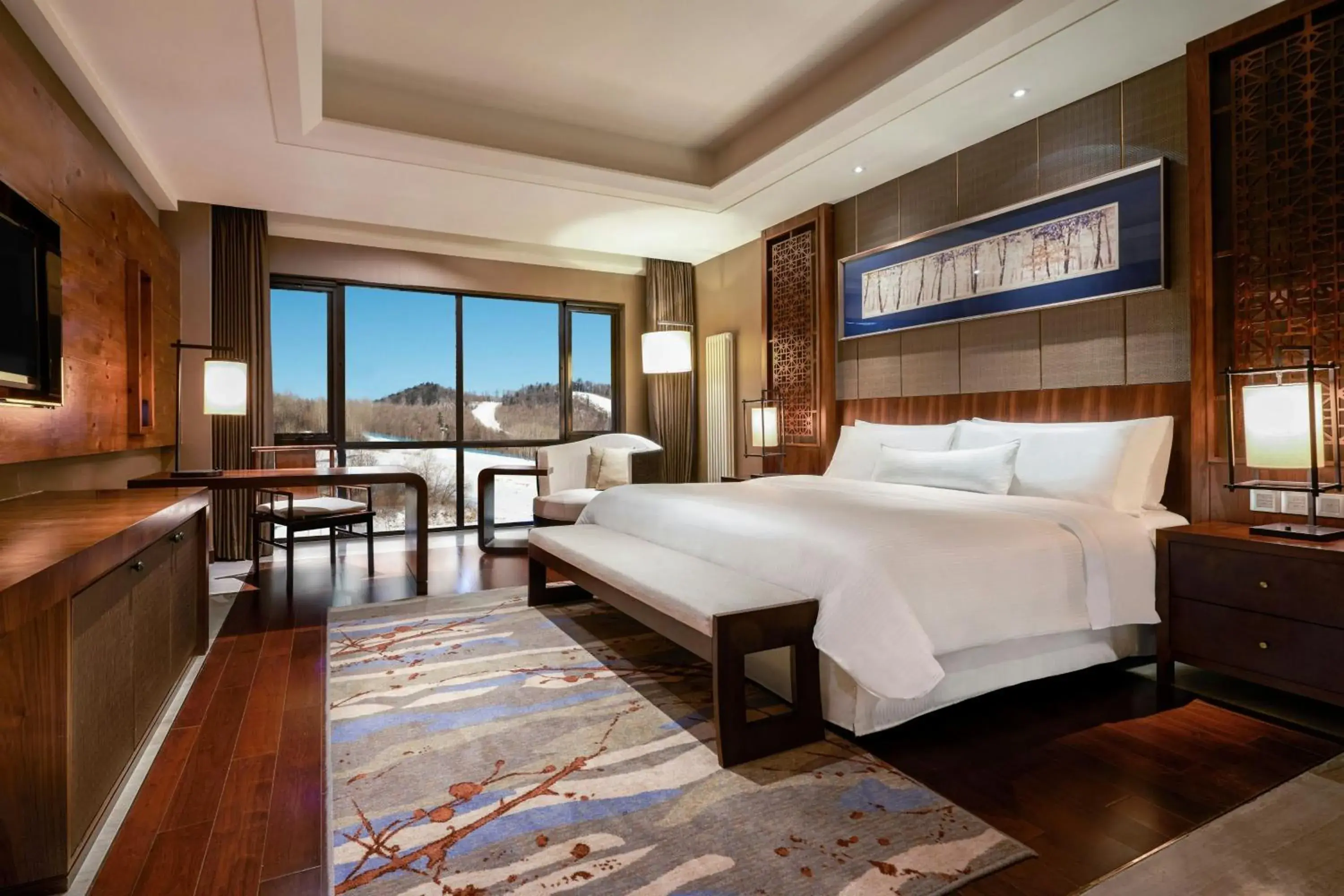 Guest room, 1 King, Resort view in The Westin Changbaishan Resort Guest room, 1 King, Resort view in The Westin Changbaishan Resort