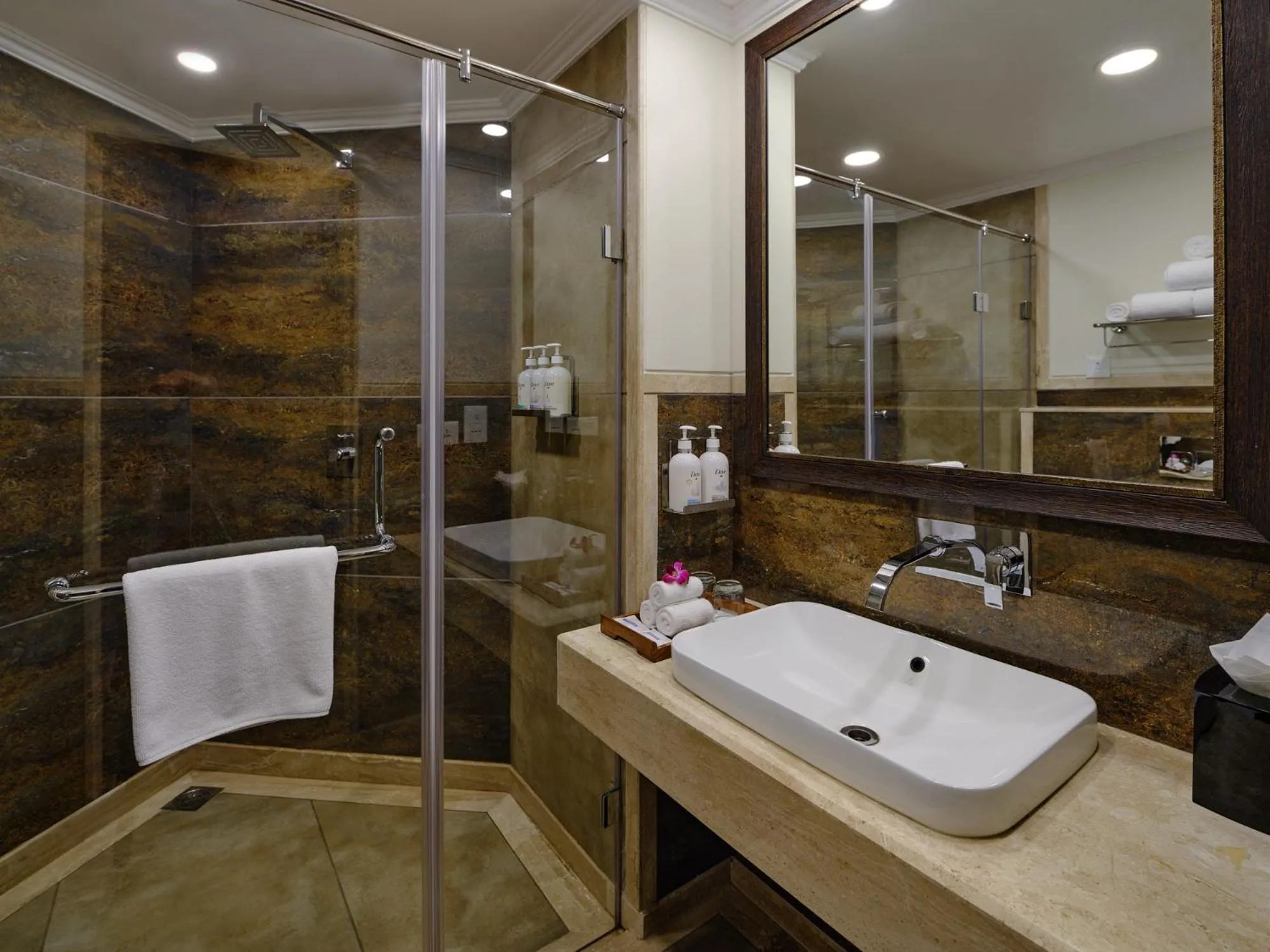 Bathroom in Holiday Inn Resort Goa by IHG
