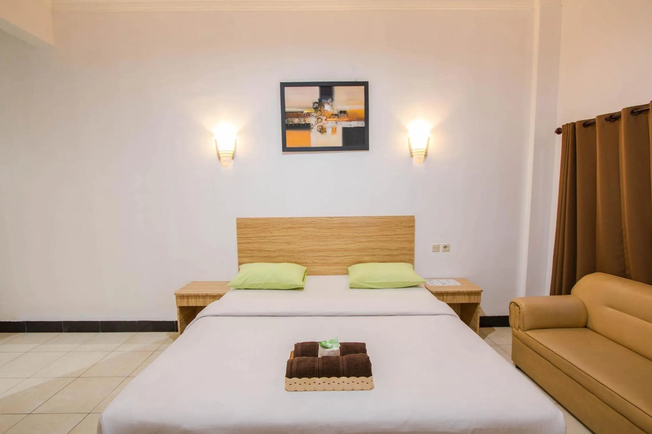 Bed in Central Inn Senggigi