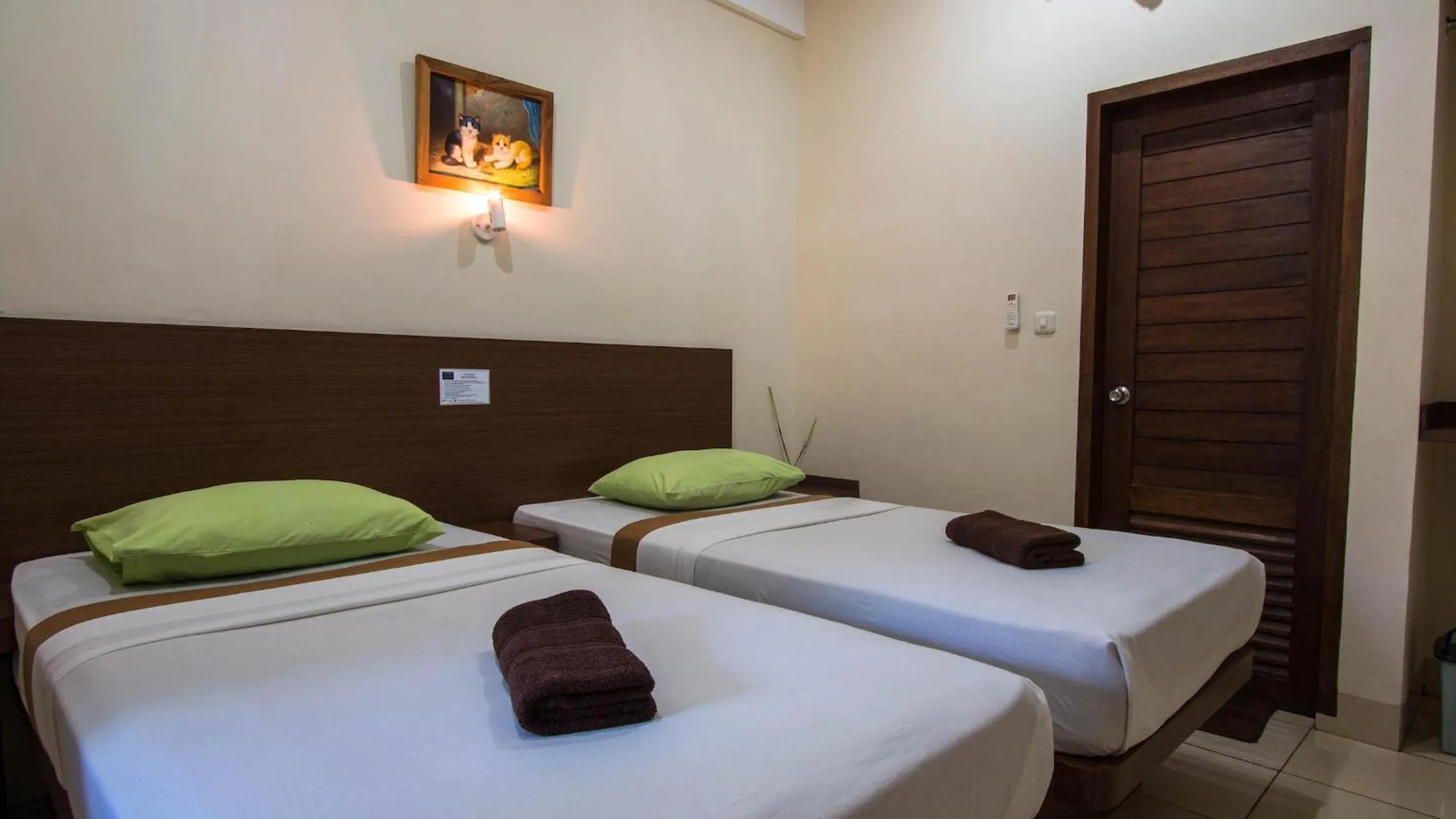 Bed in Central Inn Senggigi