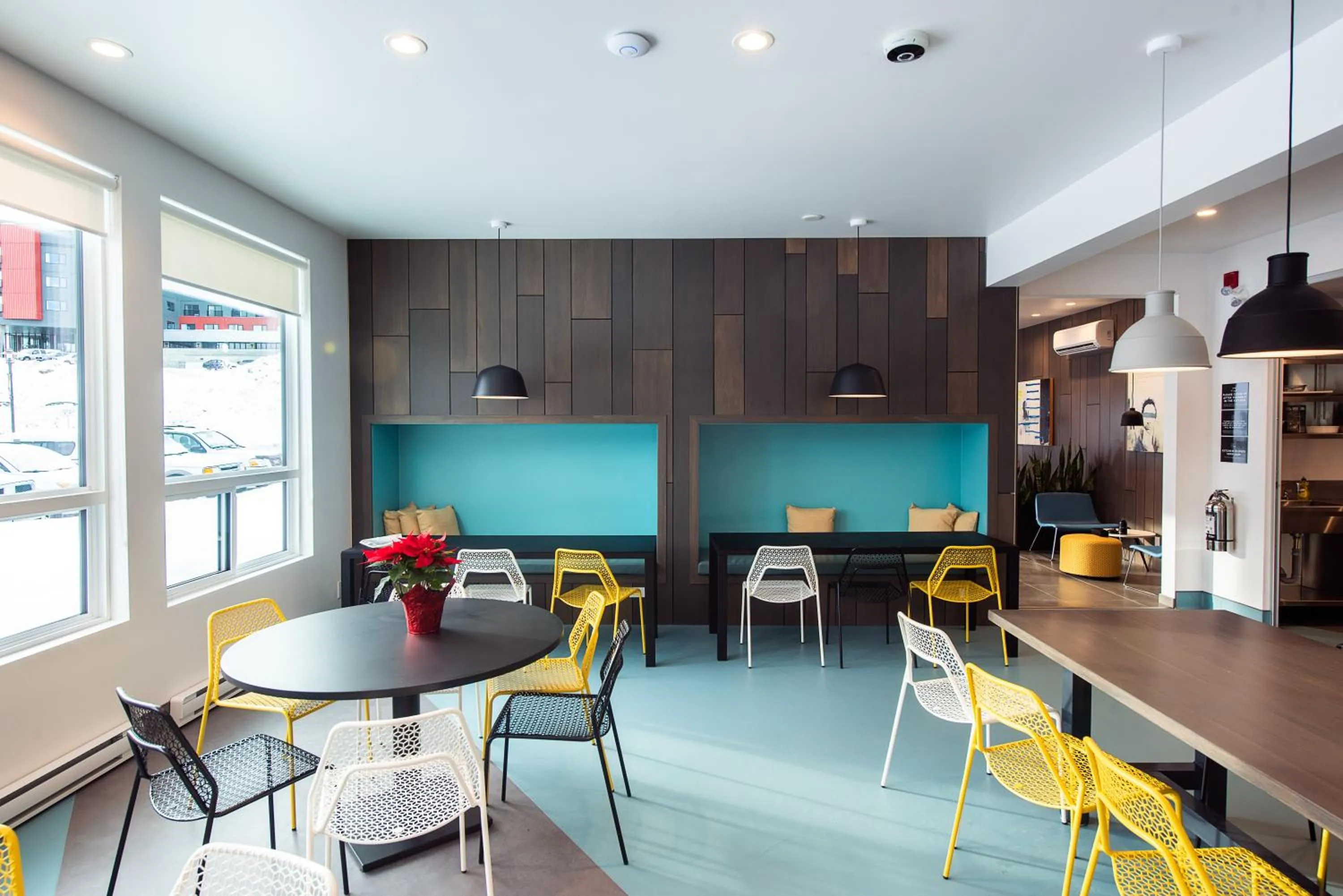 Communal lounge/ TV room in Nowhere Special Hostel