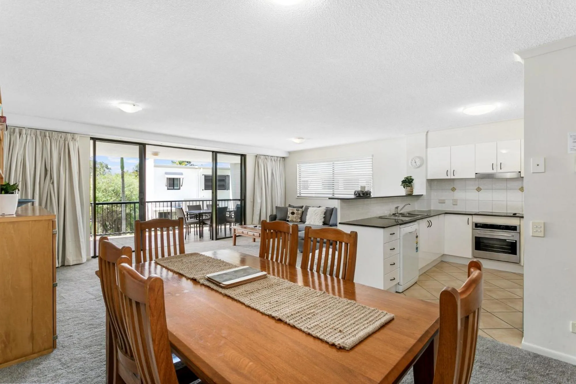 Dining area in Marcoola Beach Resort