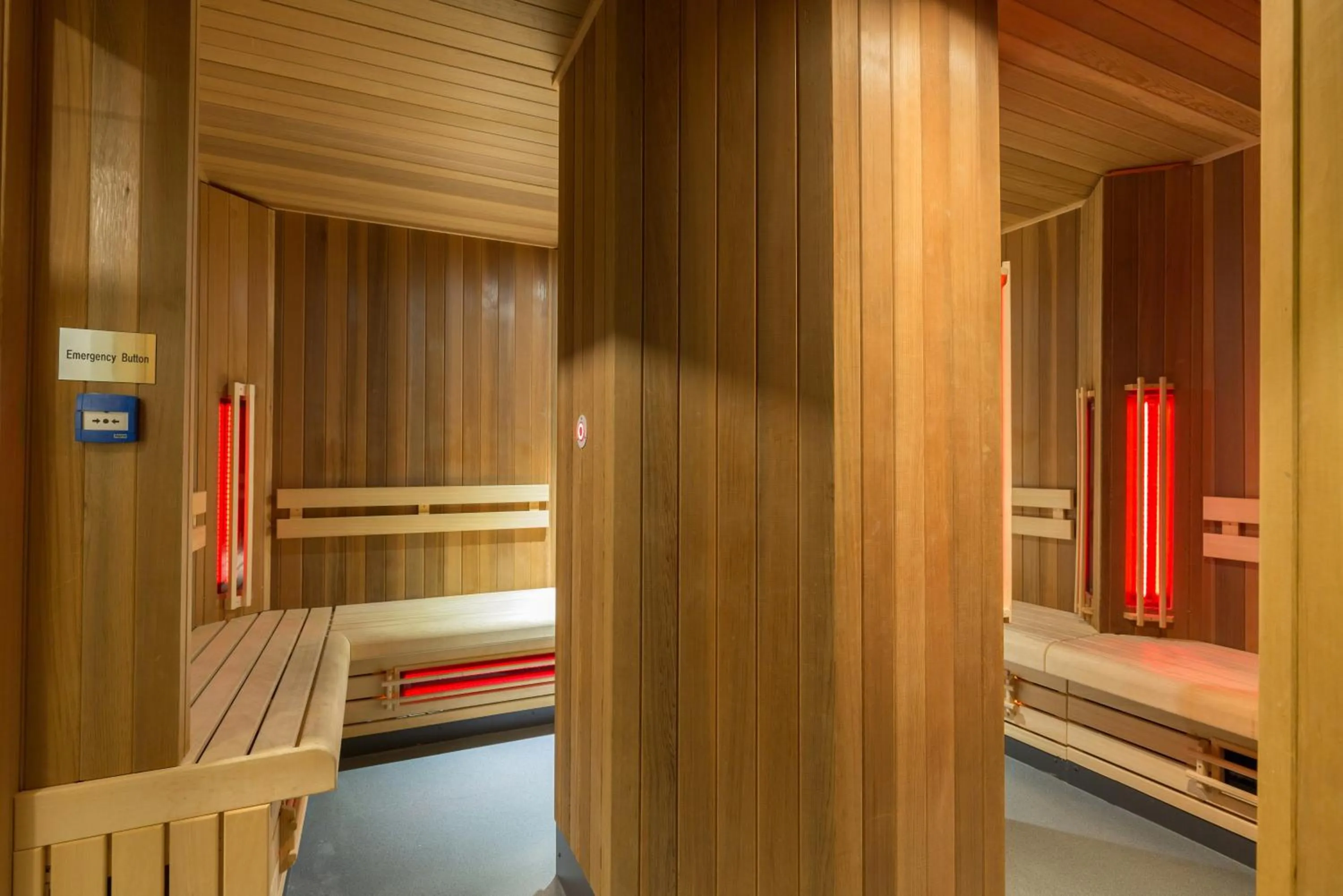 Sauna in Leonardo Hotel Amsterdam Rembrandtpark