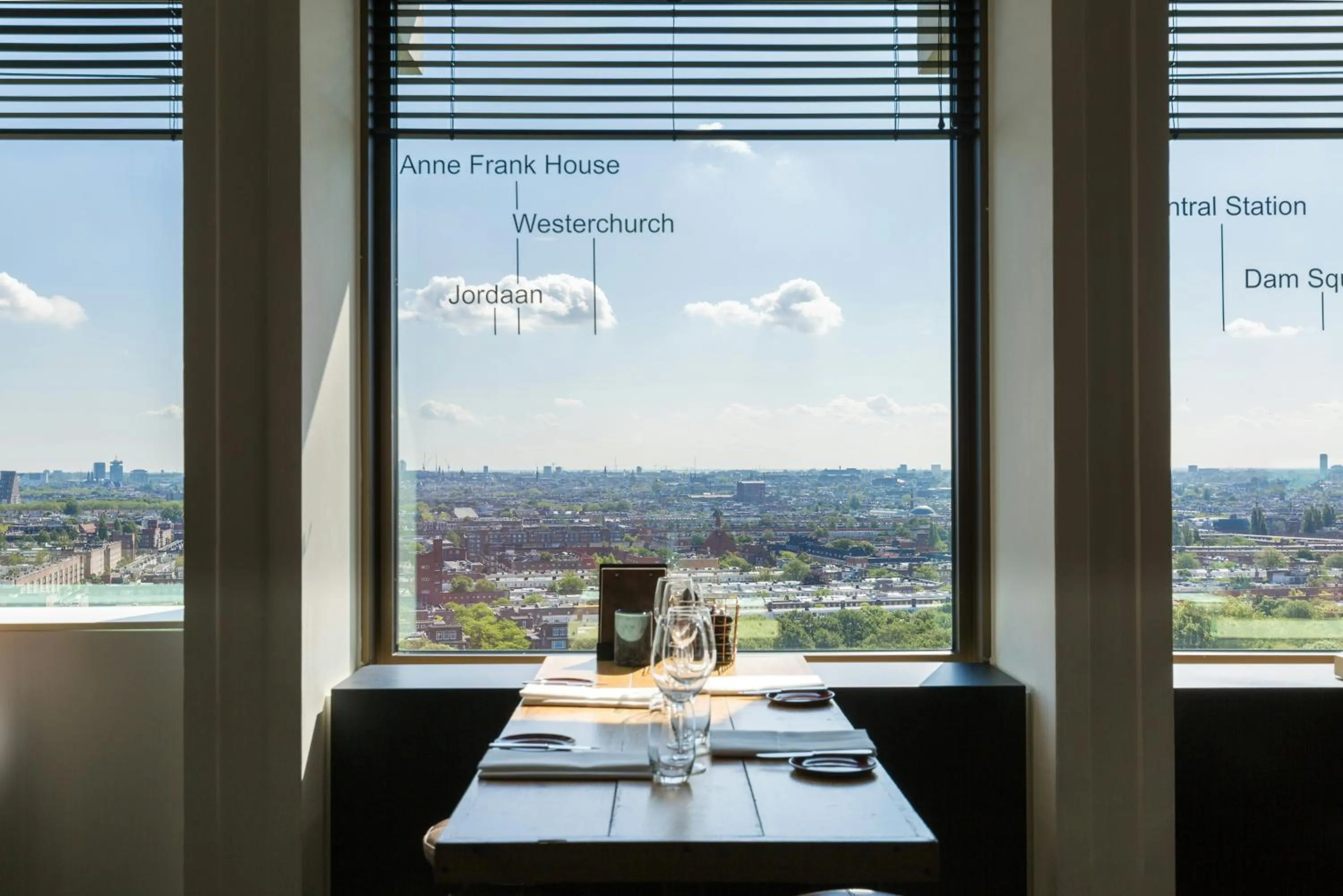 Restaurant/places to eat in Leonardo Hotel Amsterdam Rembrandtpark