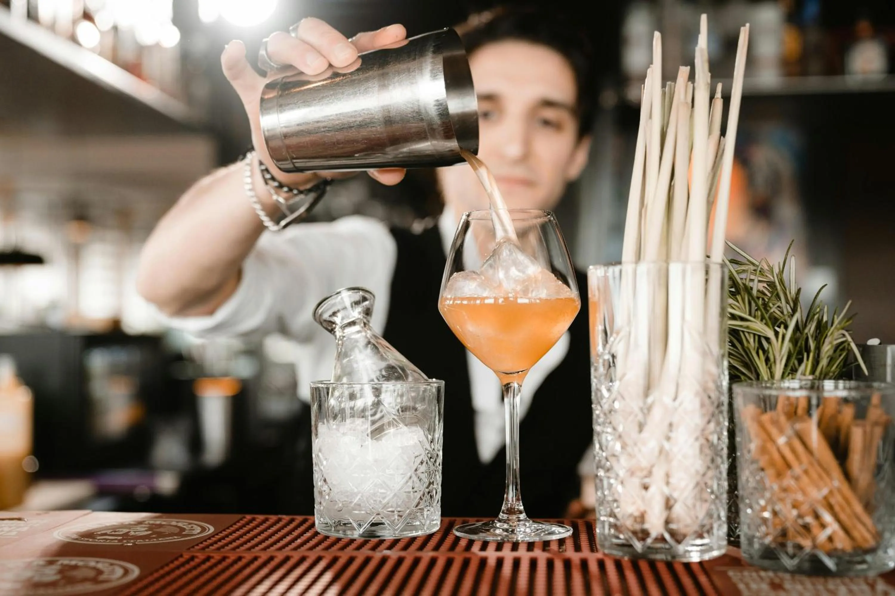 Lounge or bar in Leonardo Hotel Amsterdam Rembrandtpark