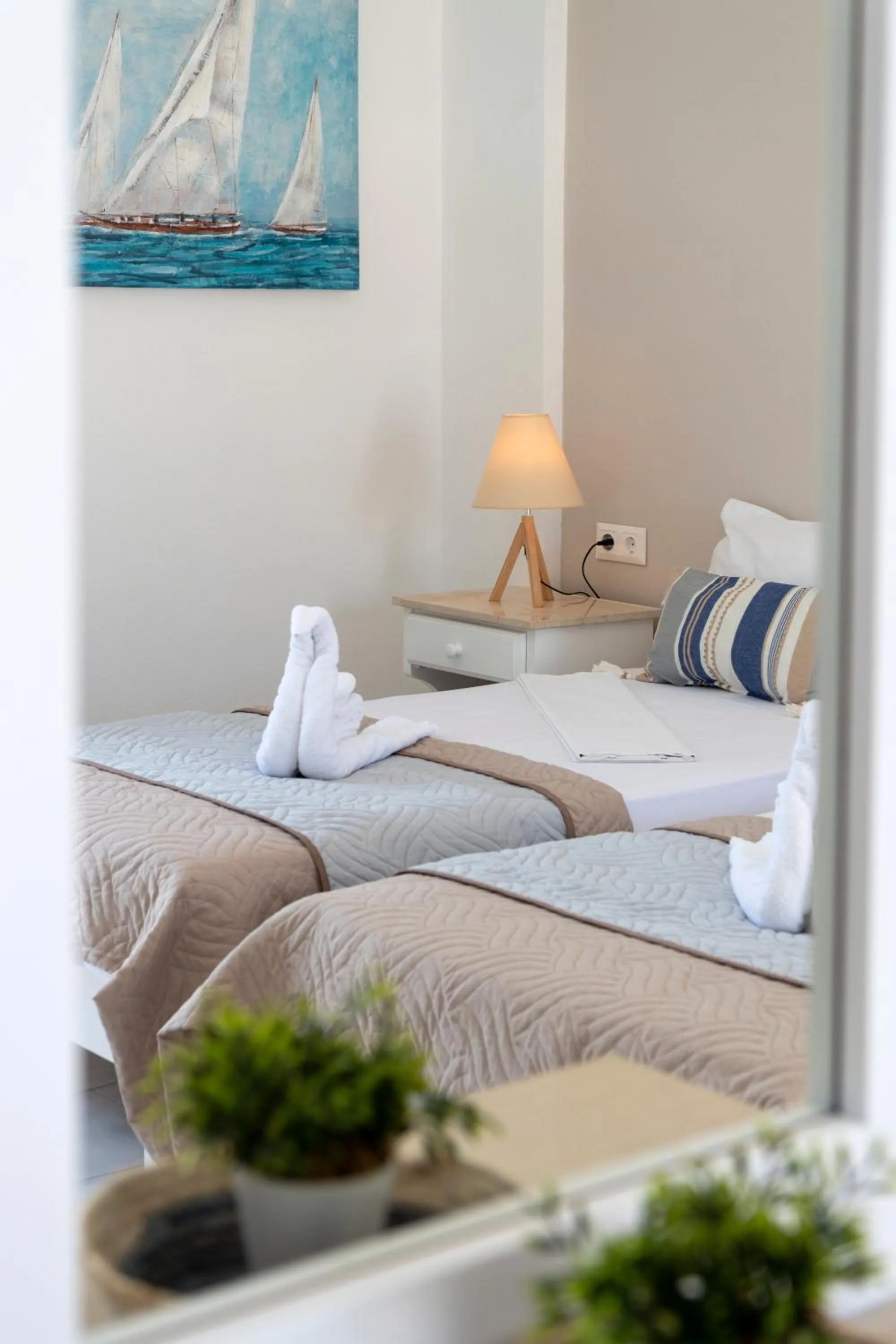 Bedroom, Bed in Ayeri Hotel