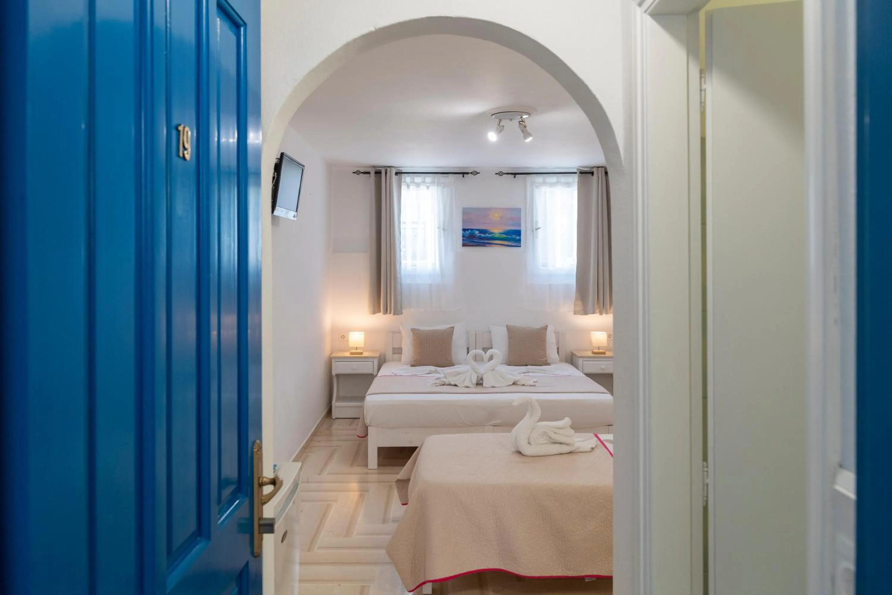 Bedroom, Bed in Ayeri Hotel