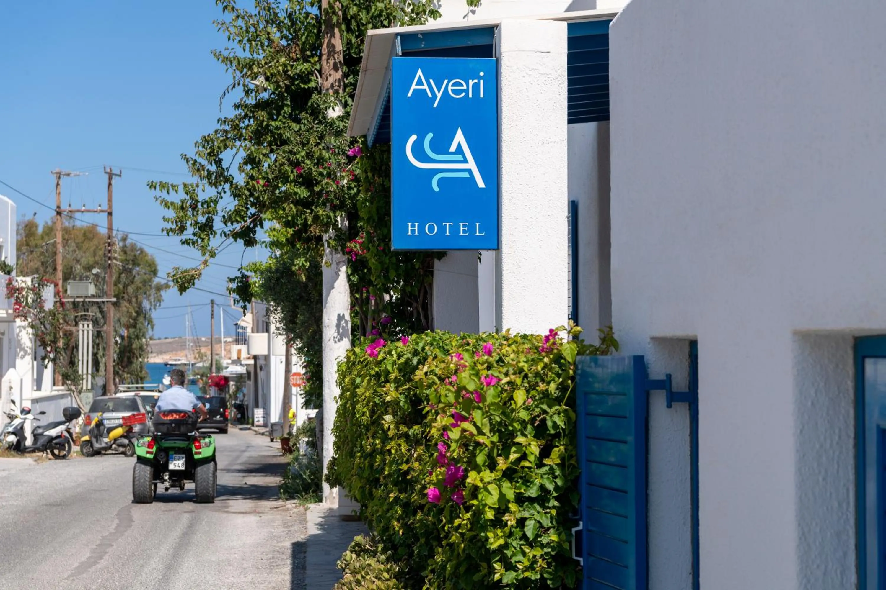 Facade/entrance in Ayeri Hotel