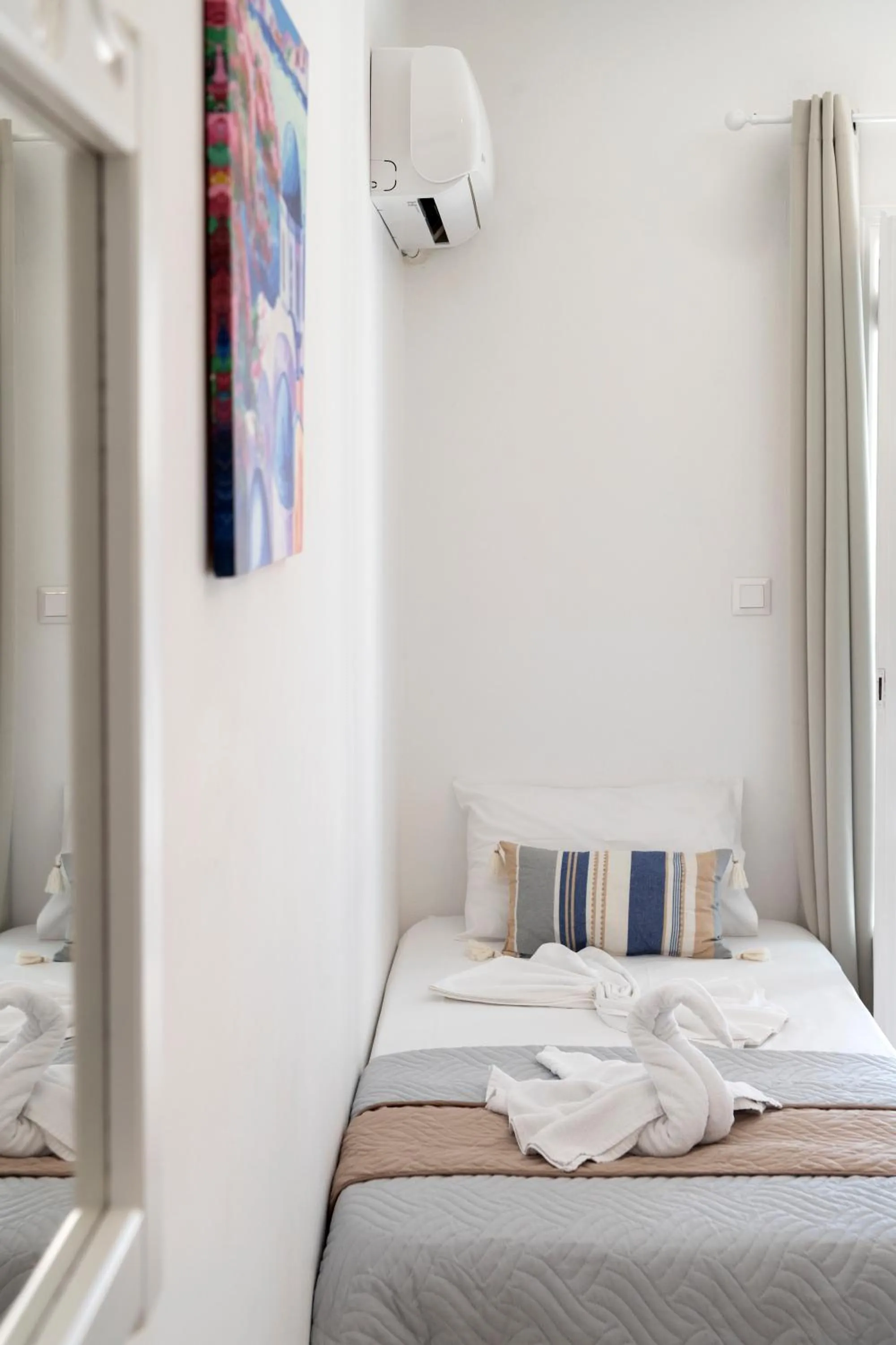 Bedroom, Bed in Ayeri Hotel