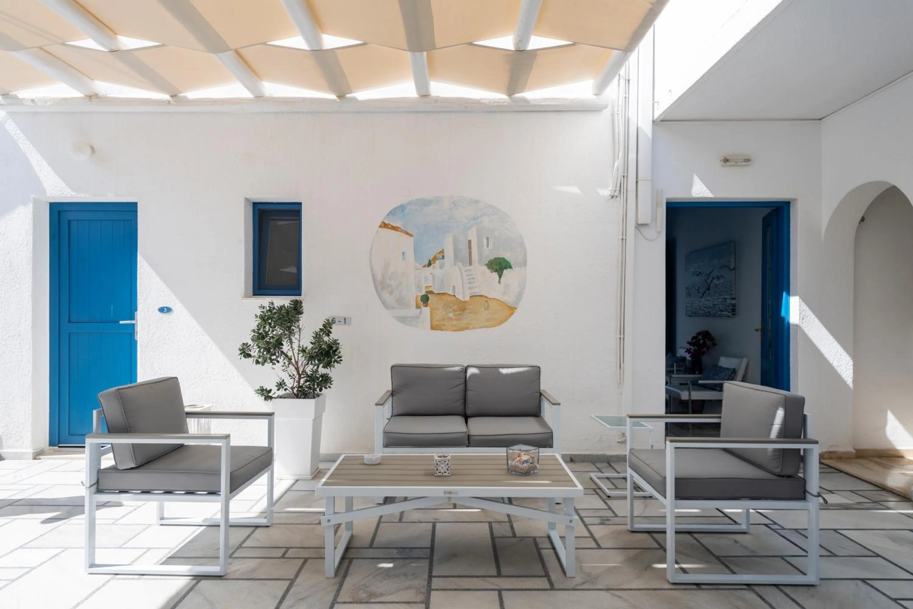 Lobby or reception in Ayeri Hotel