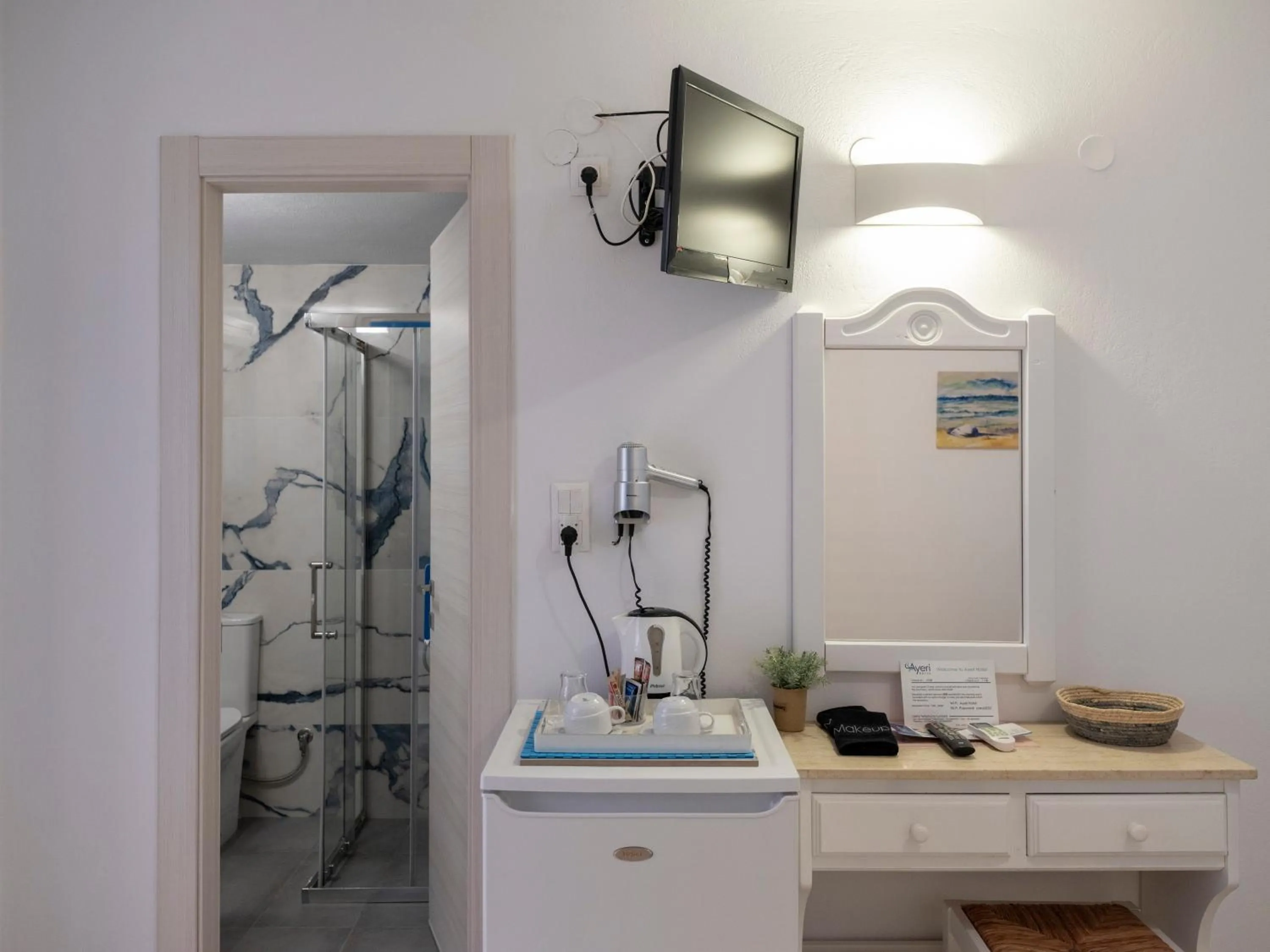 Bathroom in Ayeri Hotel