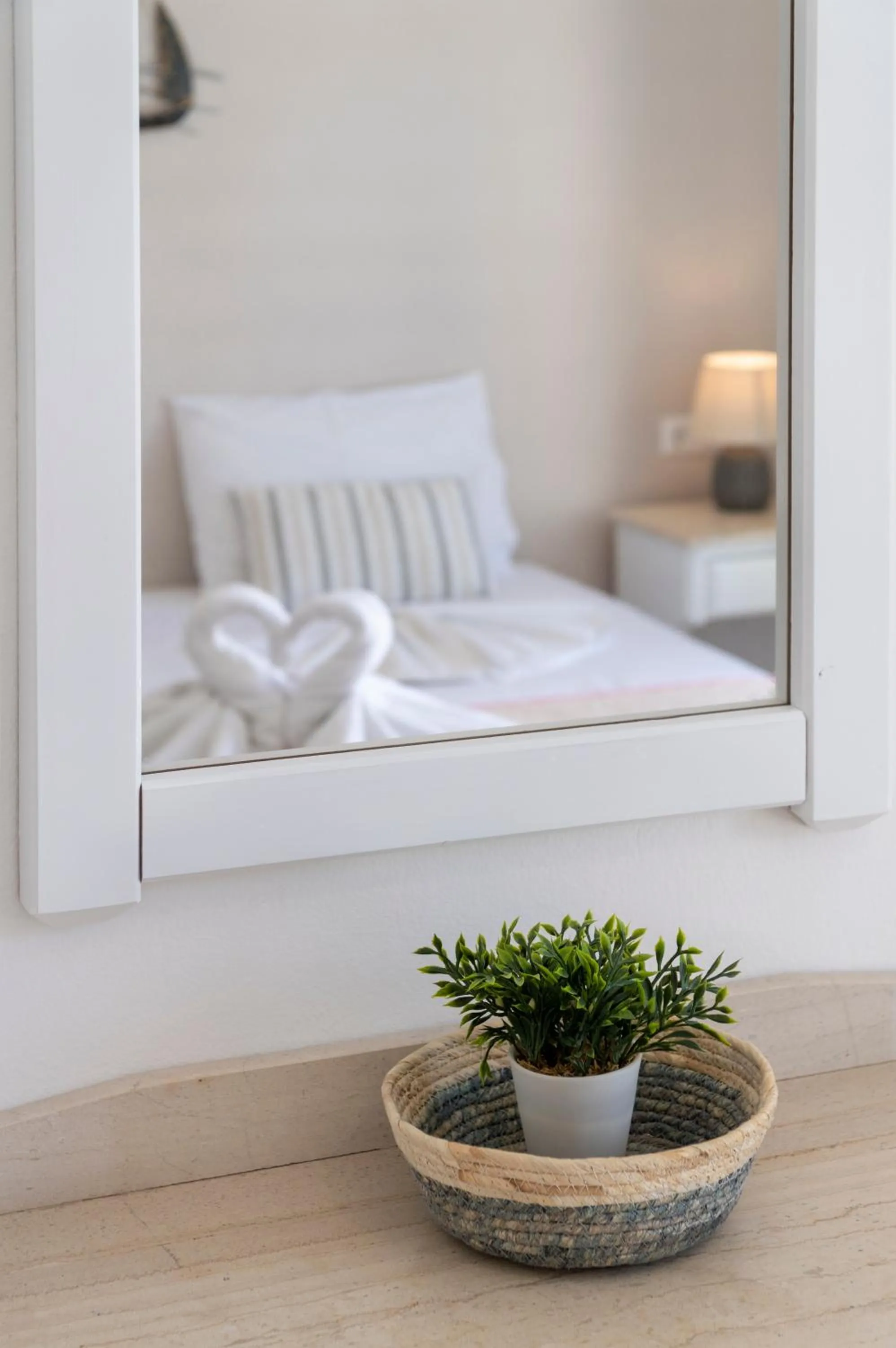 Bedroom, Bed in Ayeri Hotel