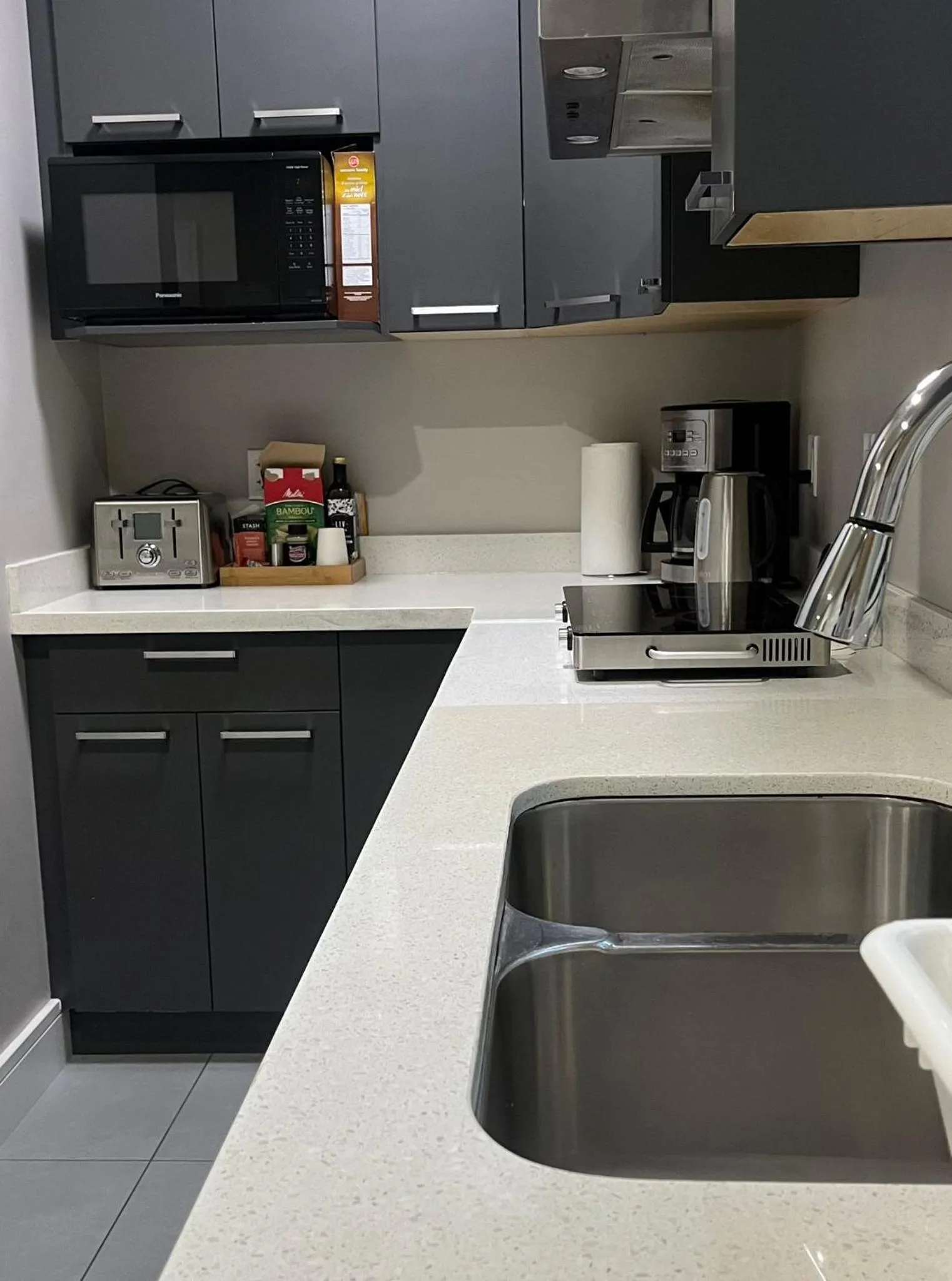 Kitchen or kitchenette in The Chateau