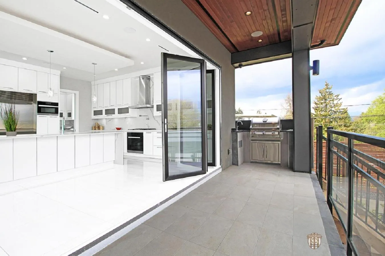 Balcony/Terrace in The Chateau